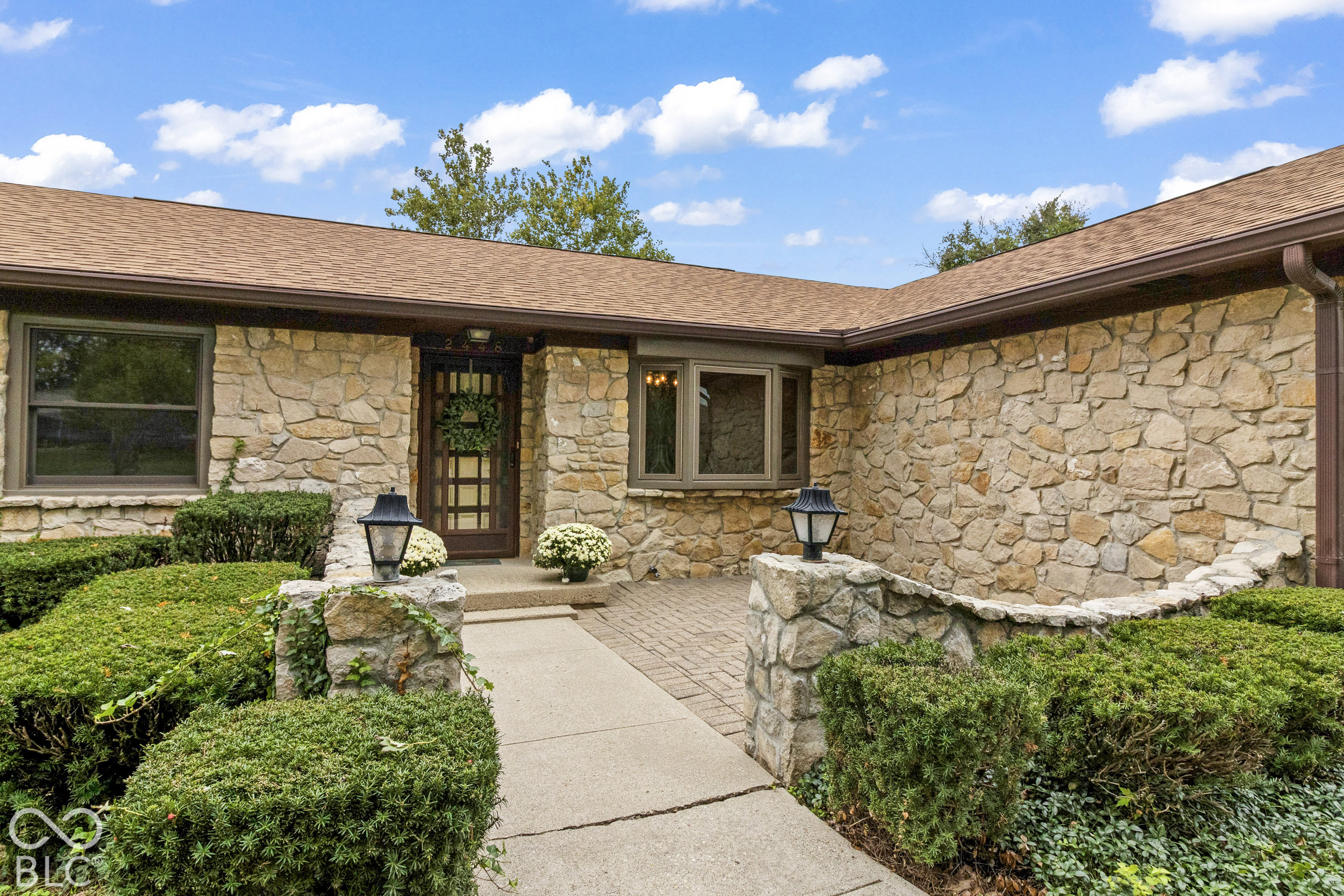 2448 S Sunrise Drive, New Palestine, IN, 46163 photo 4 of 66