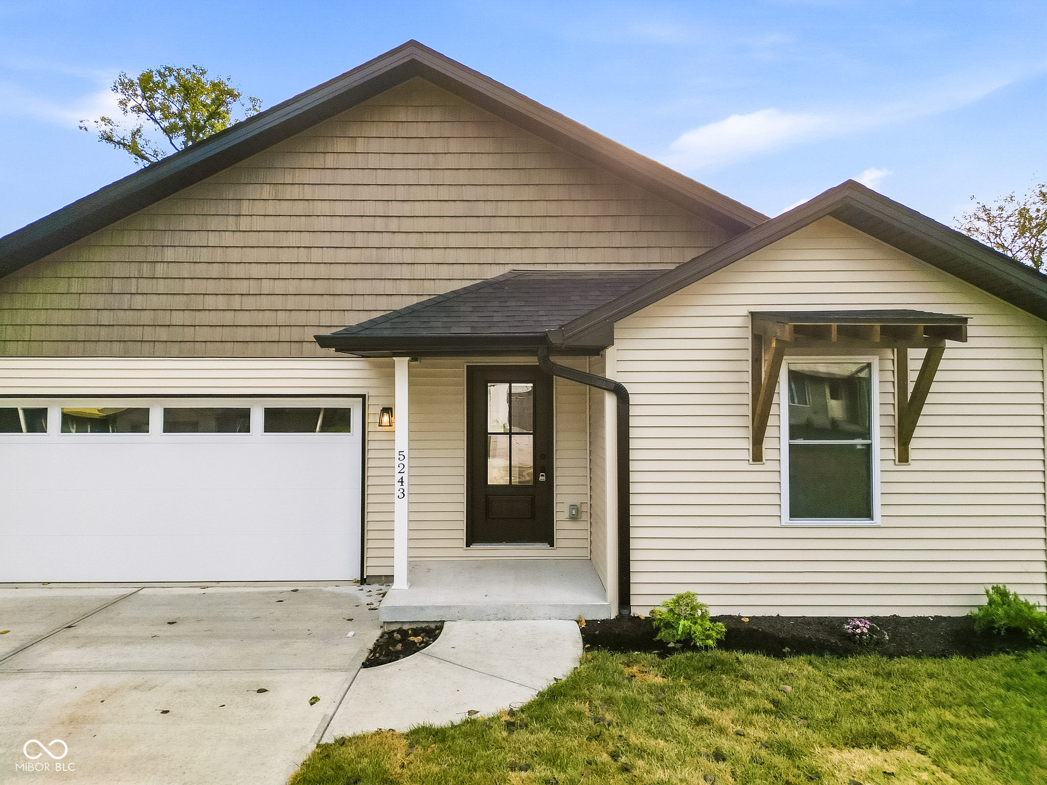 5243 N Vance Street, Columbus, IN, 47201 photo 4 of 34