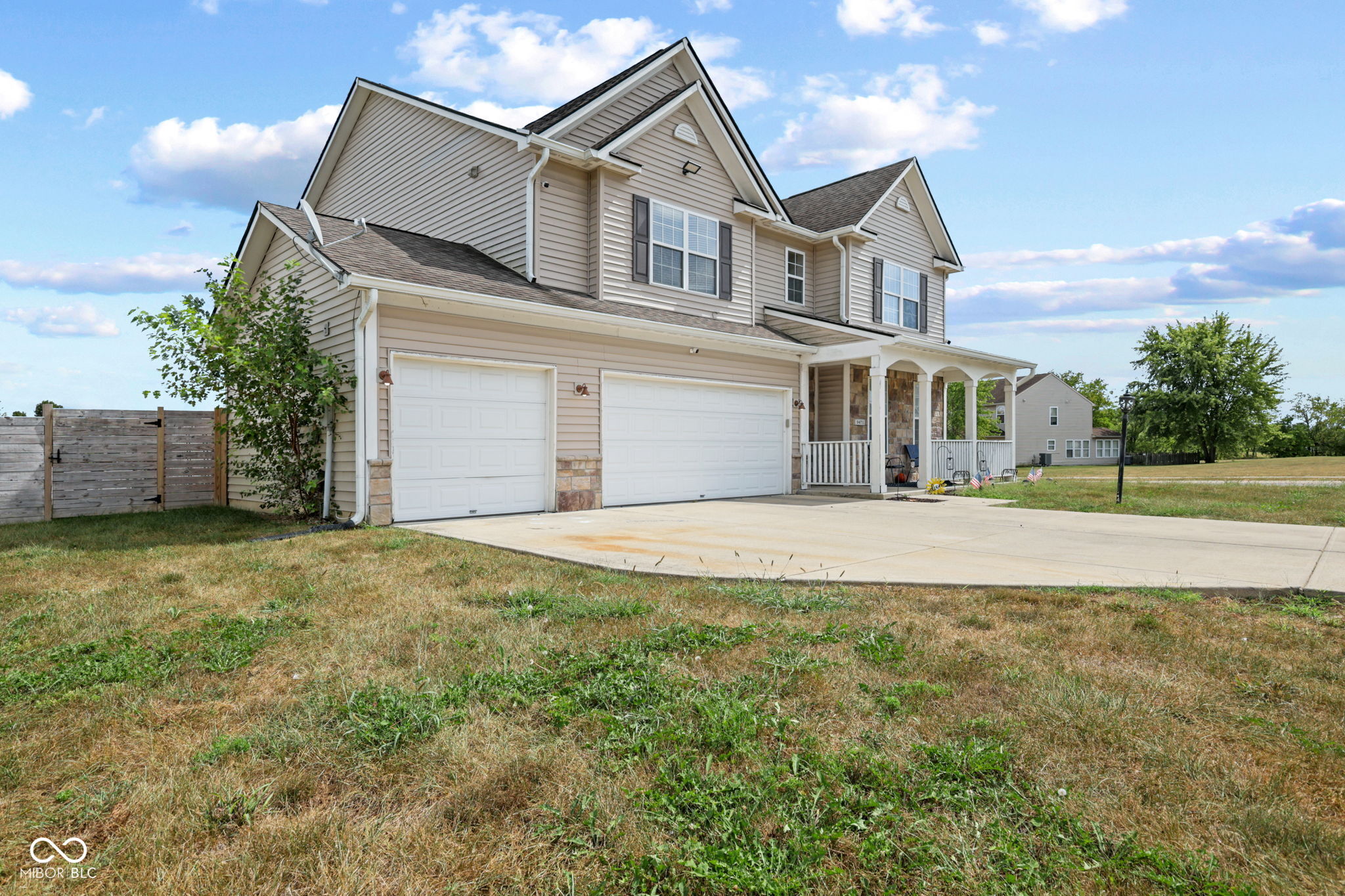 9471 Treyburn Lakes Drive, Indianapolis, IN, 46239 photo 4 of 40