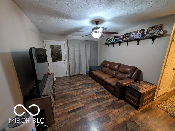2207 Vancouver Drive, Lafayette, IN, 47905 photo 4 of 13