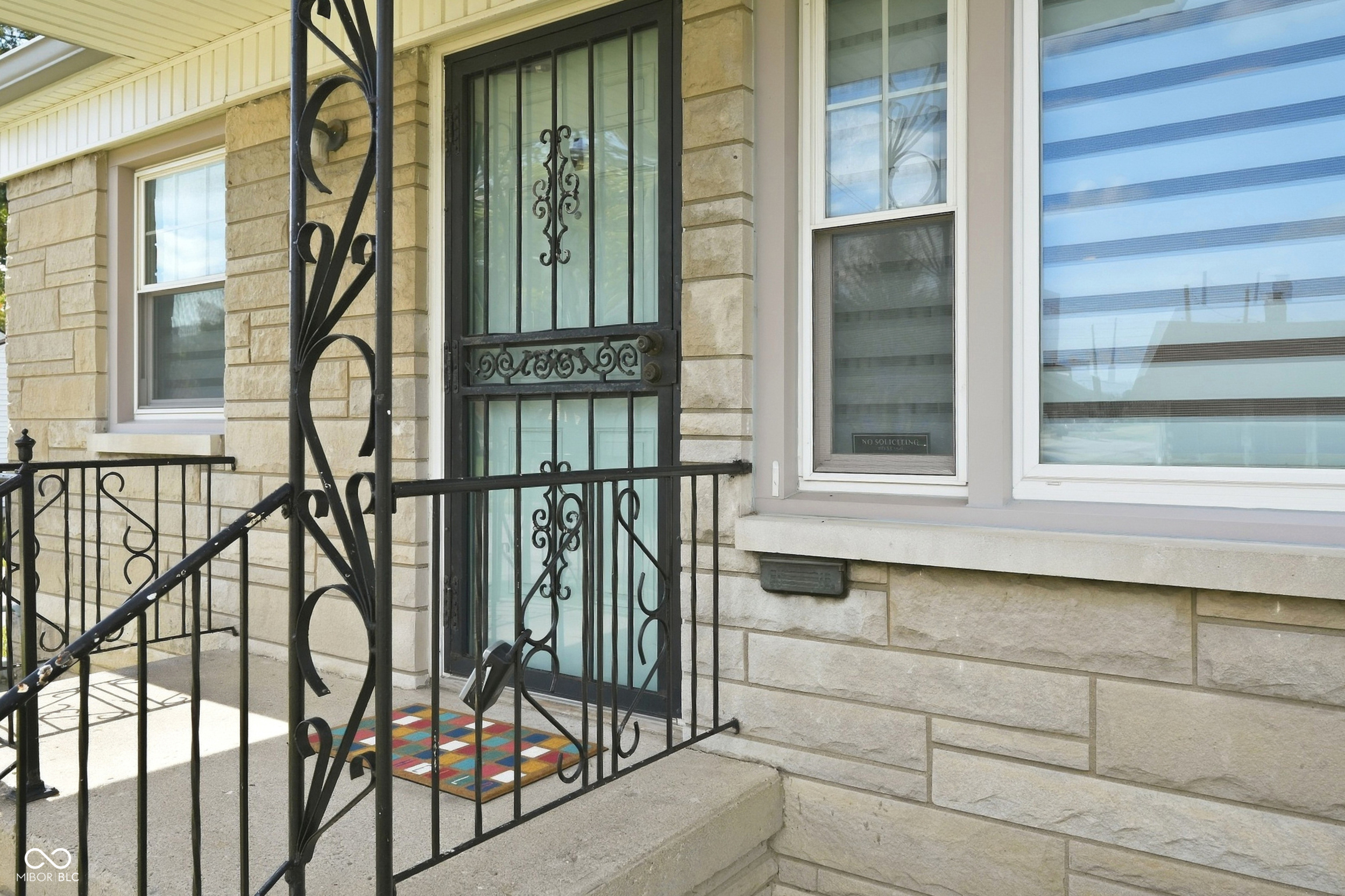 202 N 18th Avenue, Beech Grove, IN, 46107 photo 4 of 44