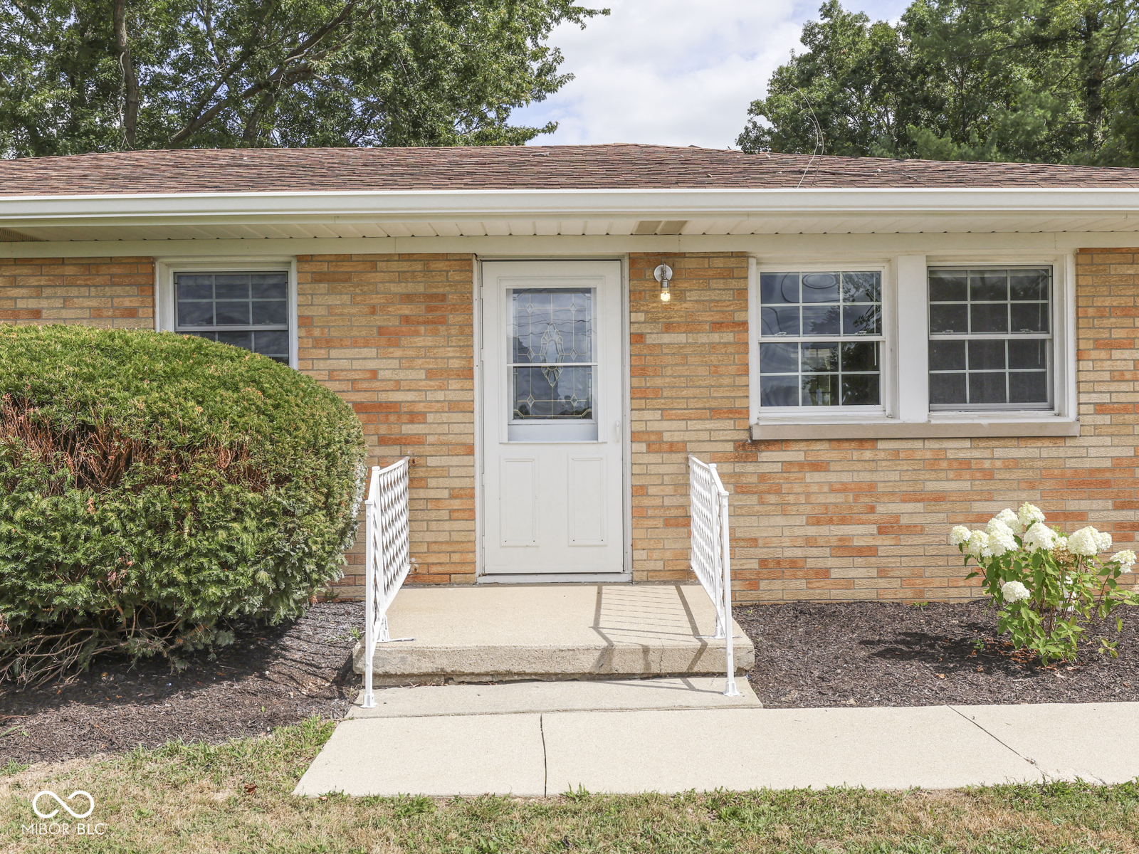 4051 N 400 Road W, Bargersville, IN, 46106 photo 4 of 46