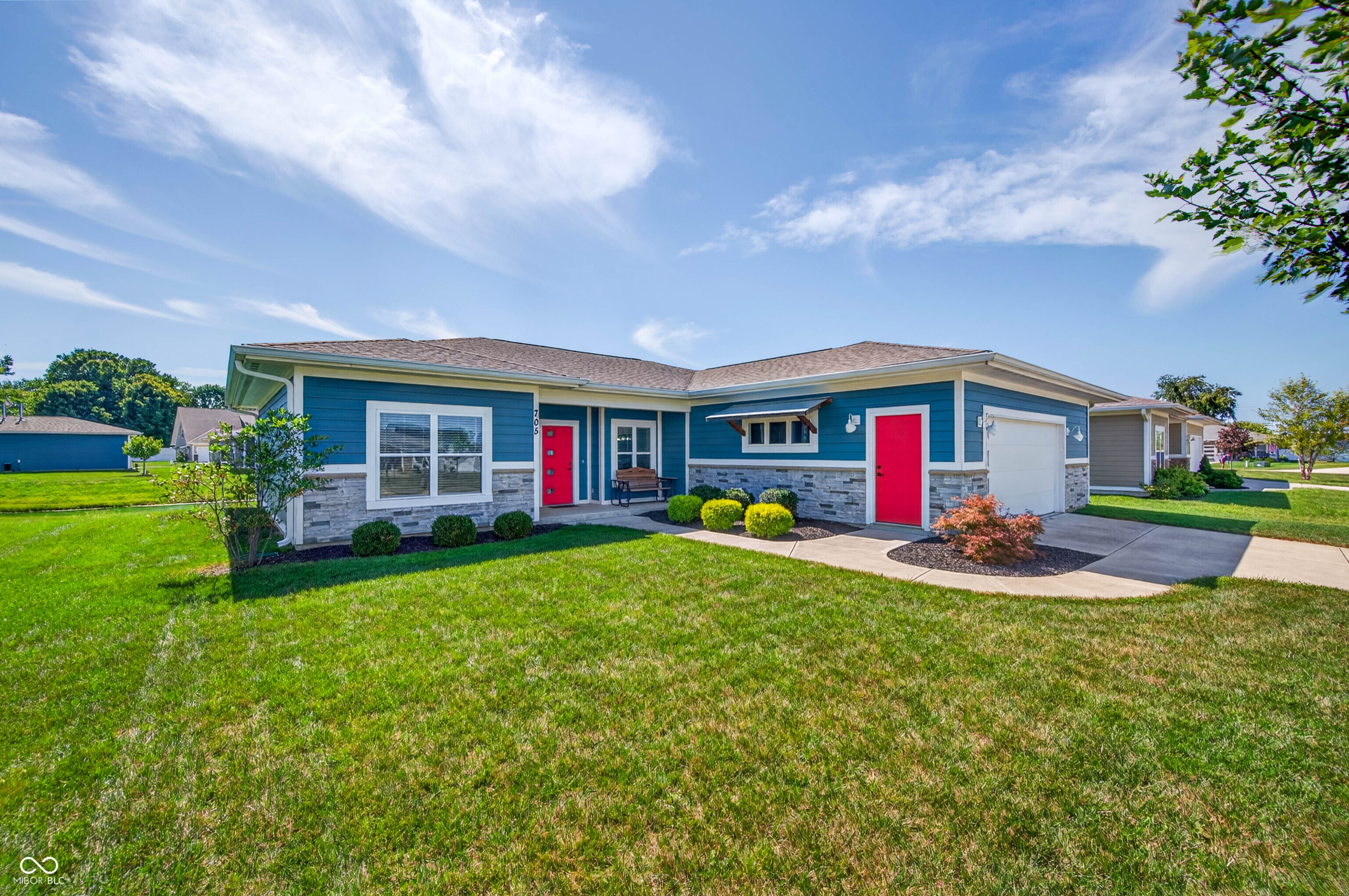 705 N Sobota Way, Trafalgar, IN, 46181 photo 4 of 47