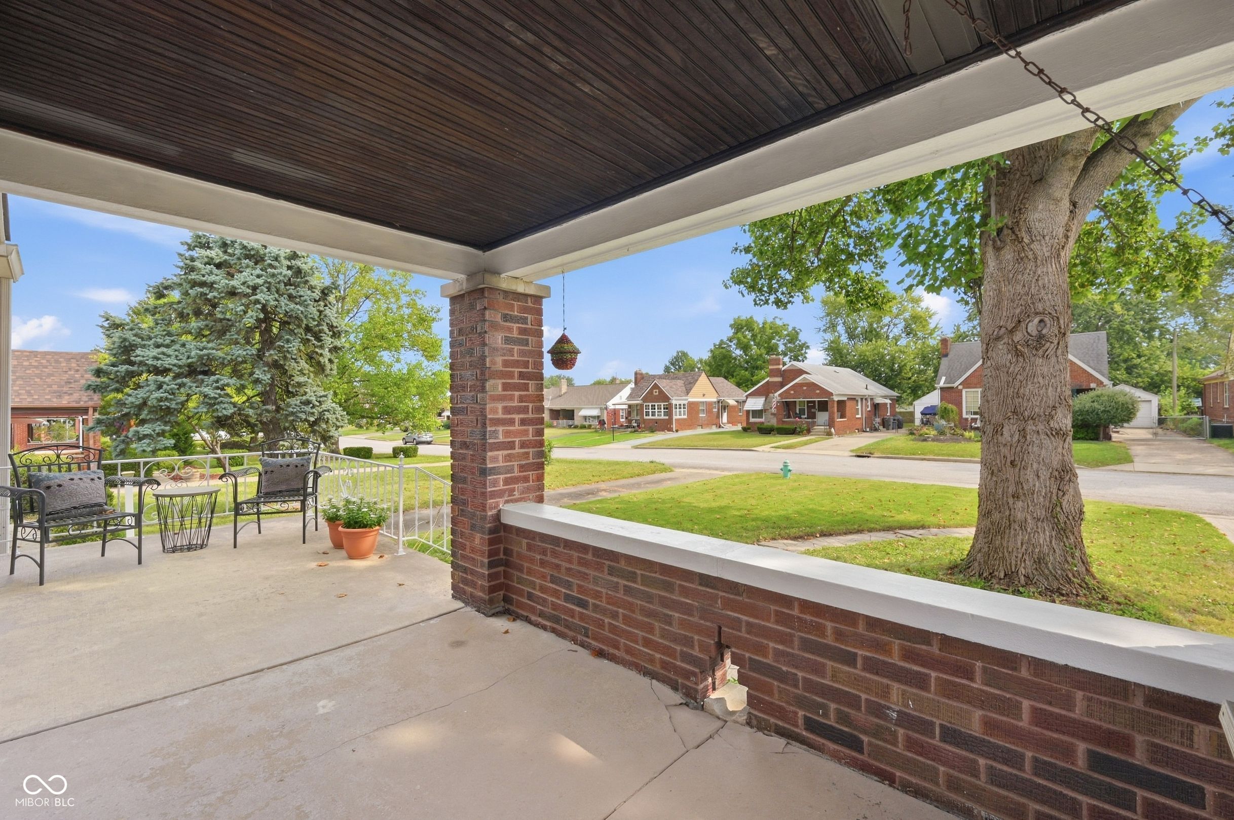 1324 N Leland Avenue, Indianapolis, IN, 46219 photo 4 of 44