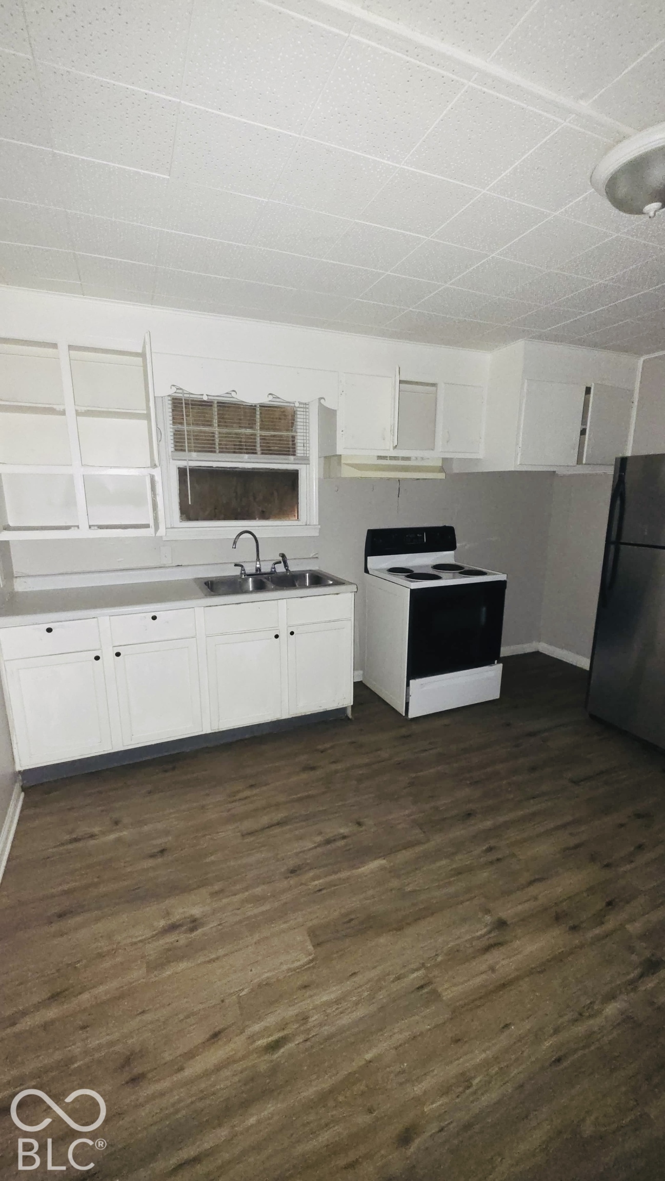 1735 N Oxford Street, Indianapolis, IN, 46218 photo 4 of 15