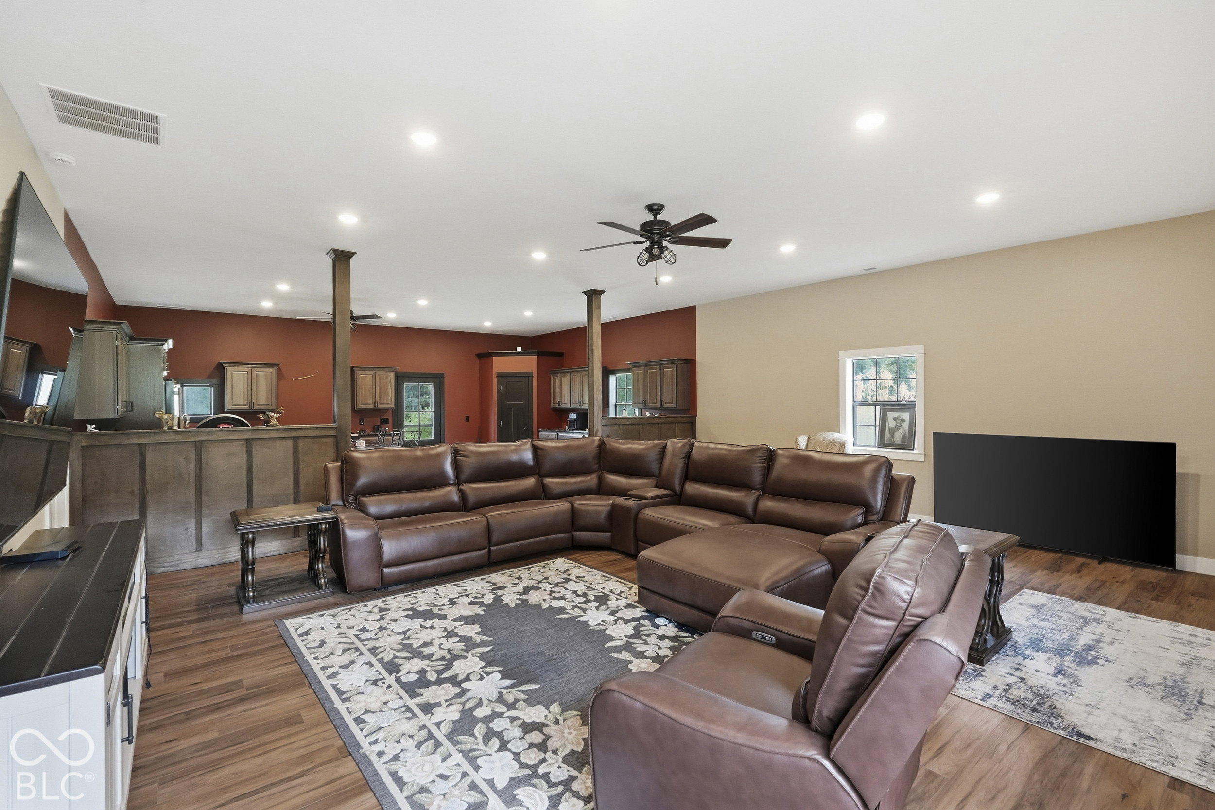 604 E 5th Street, Burlington, IN, 46915 photo 4 of 59