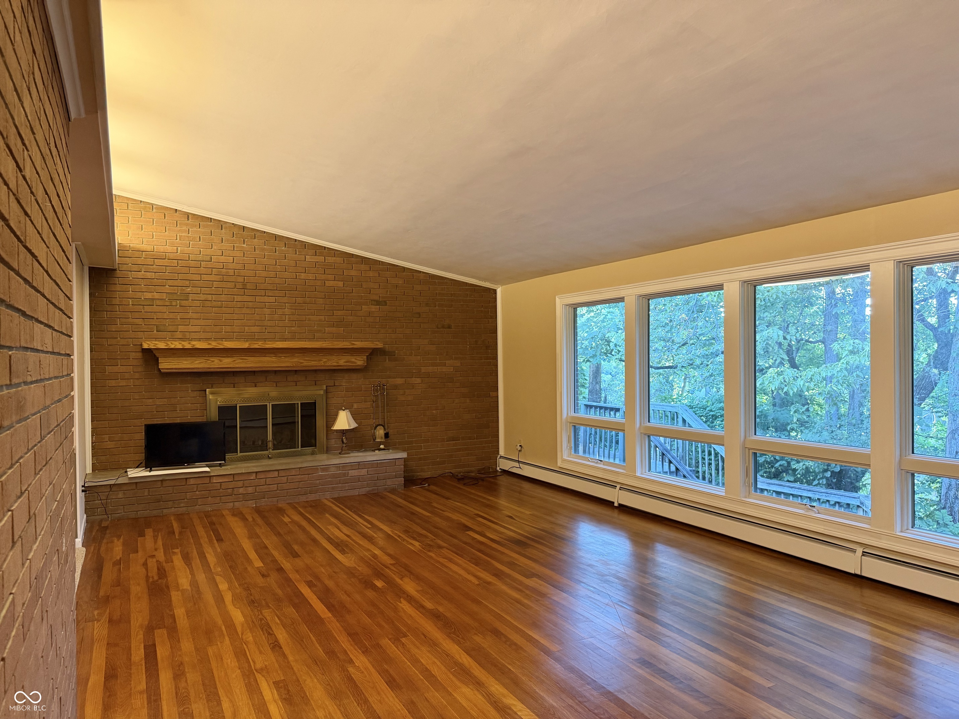 804 North Street, Chesterfield, IN, 46017 photo 4 of 58