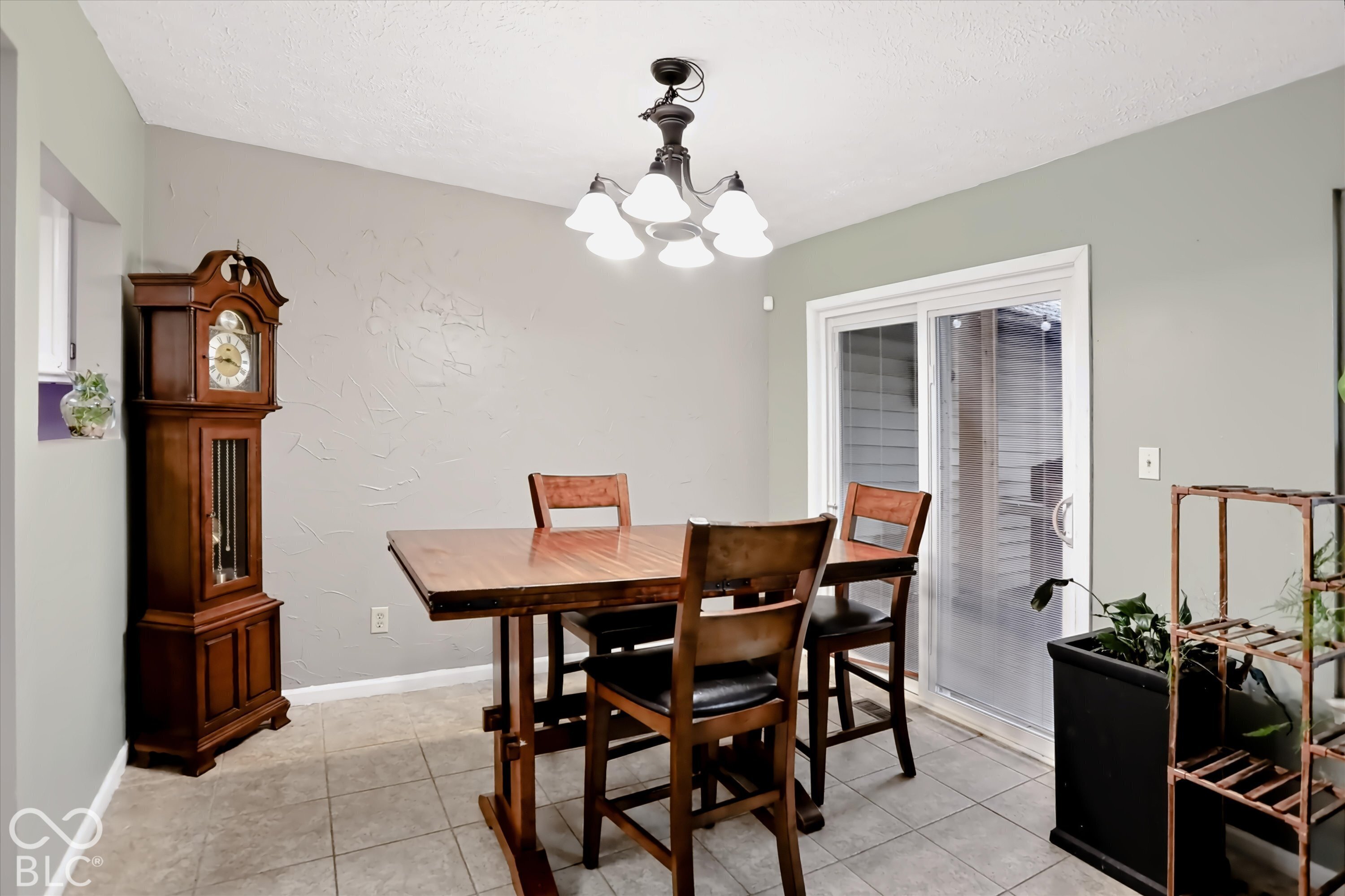 7670 Eagle Valley Pass, Indianapolis, IN, 46214 photo 4 of 22