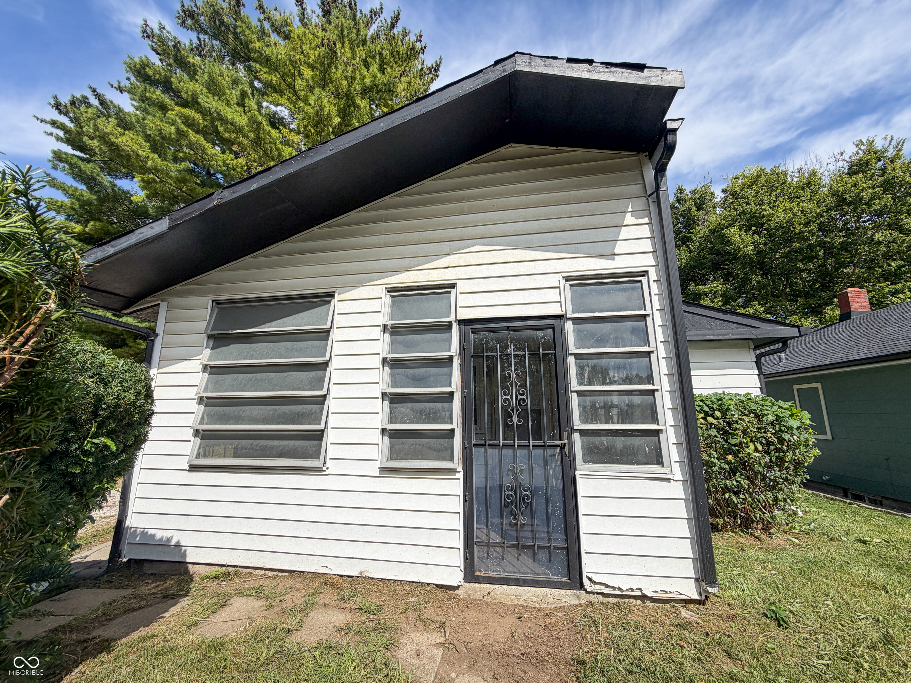 818 W 25th Street, Indianapolis, IN, 46208 photo 4 of 37