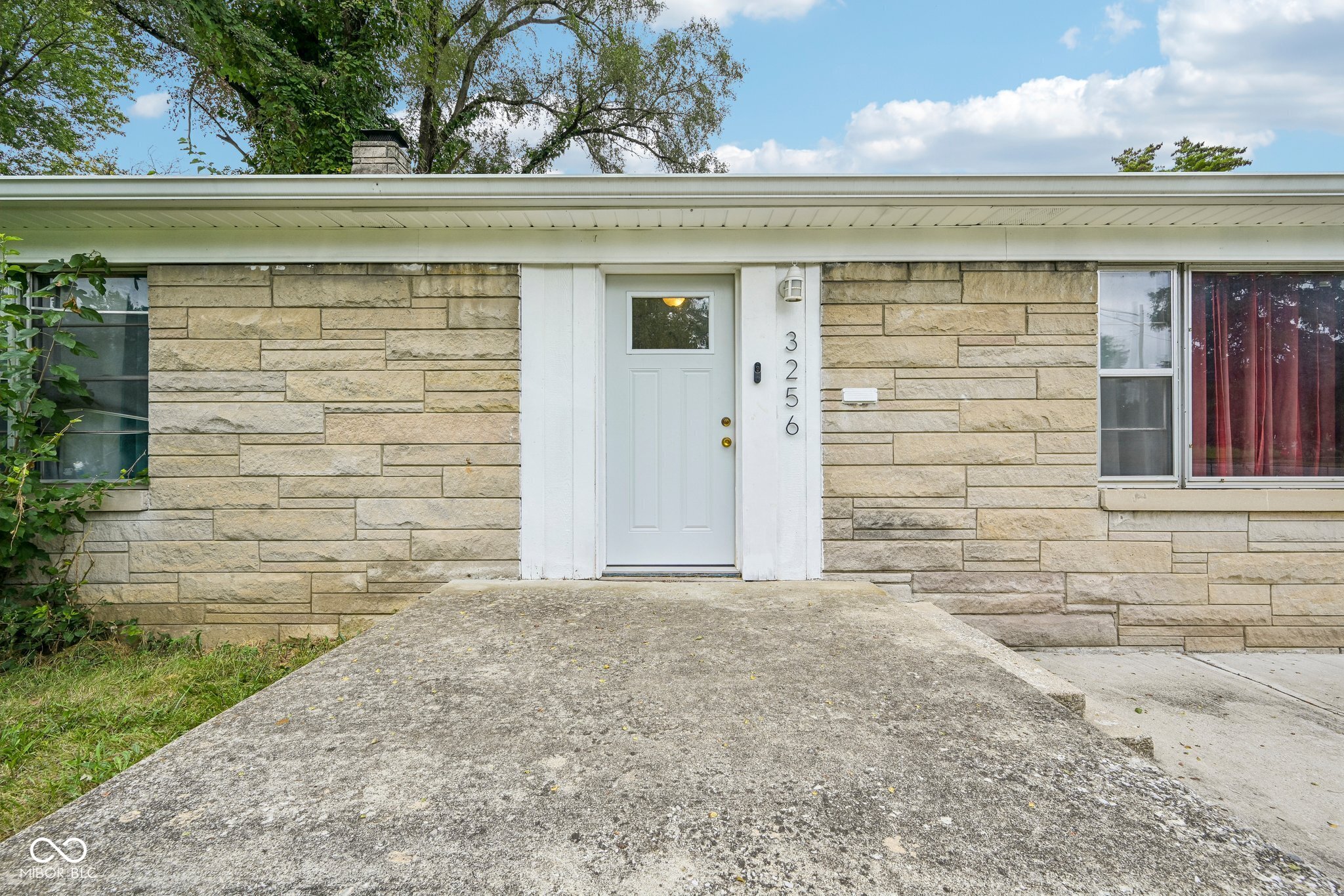 3256 E 34th Street, Indianapolis, IN, 46218 photo 4 of 24