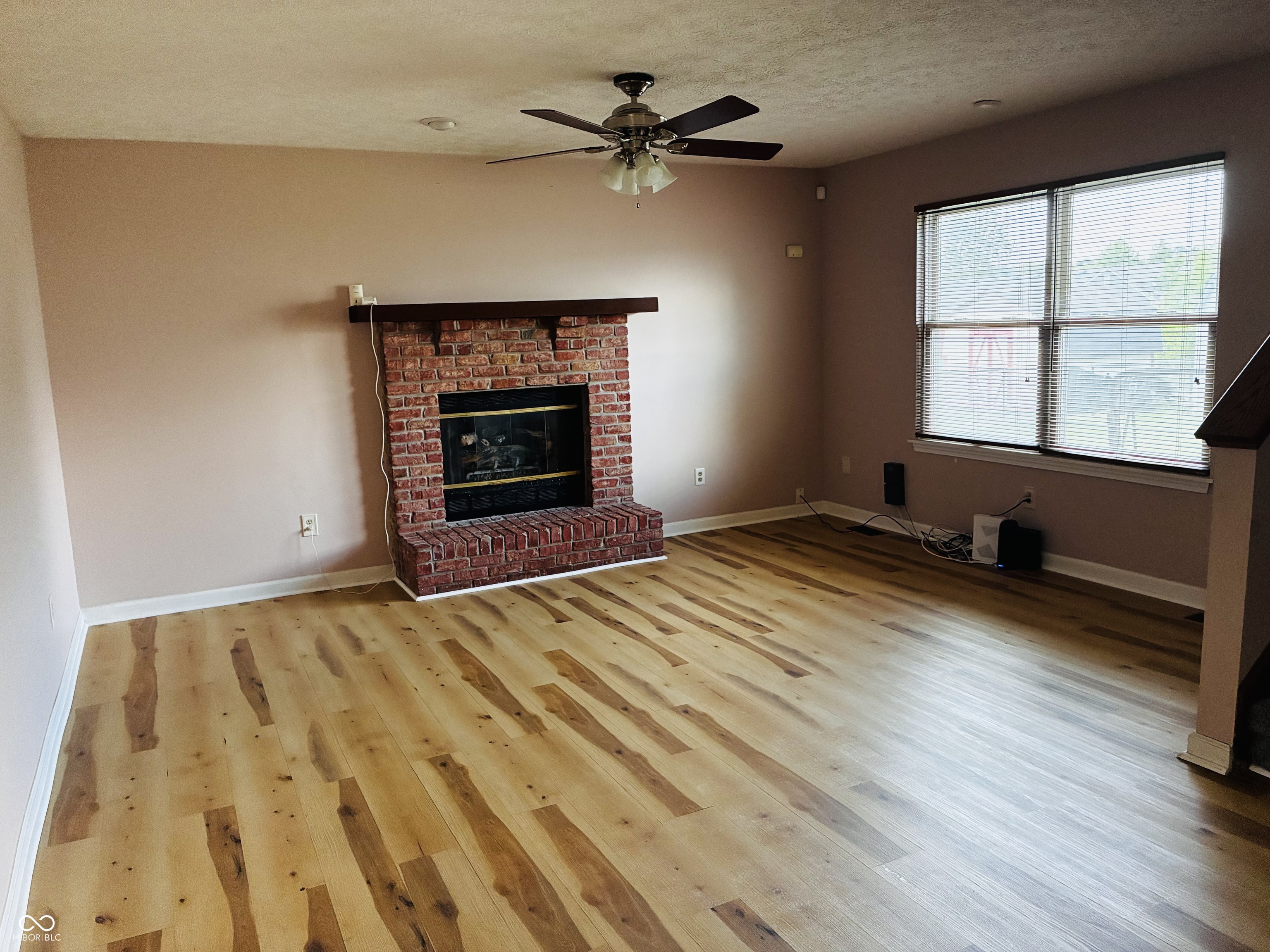 409 E Delaware Street, Fortville, IN, 46040 photo 4 of 25