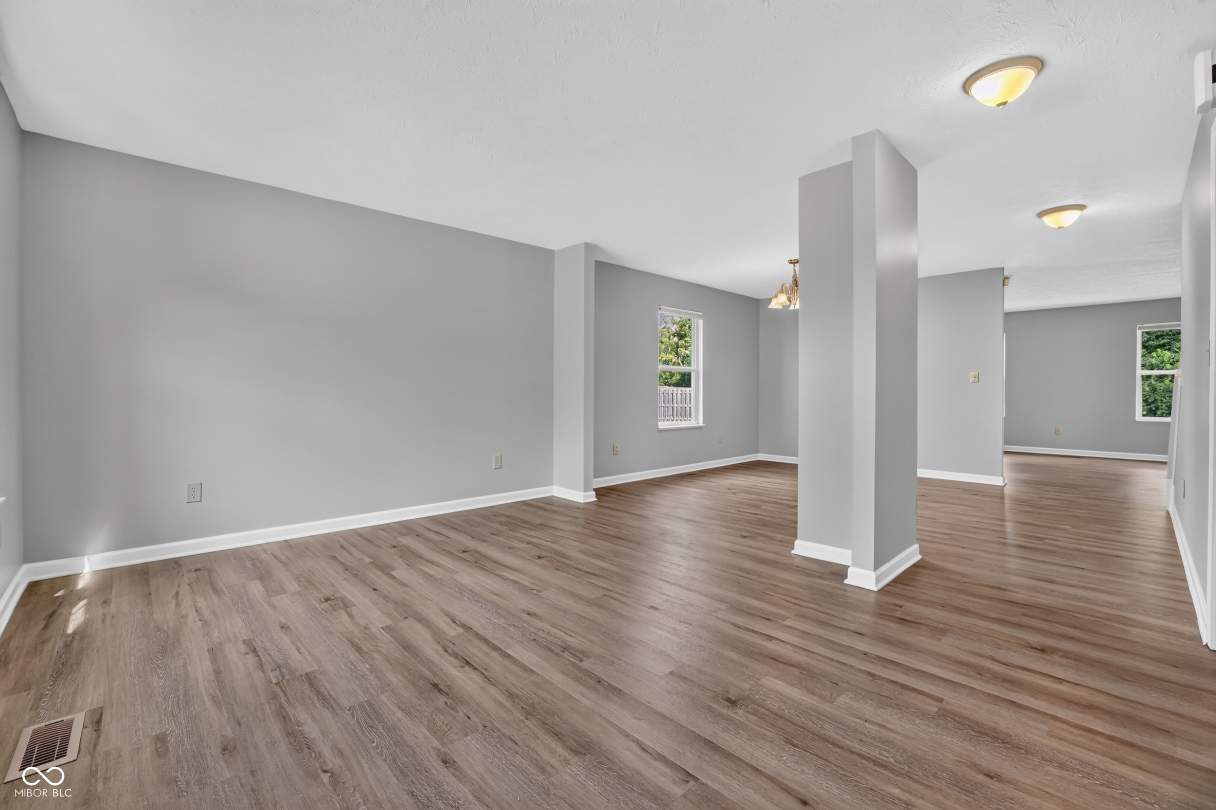 3102 Bent Timber, Indianapolis, IN, 46268 photo 4 of 48