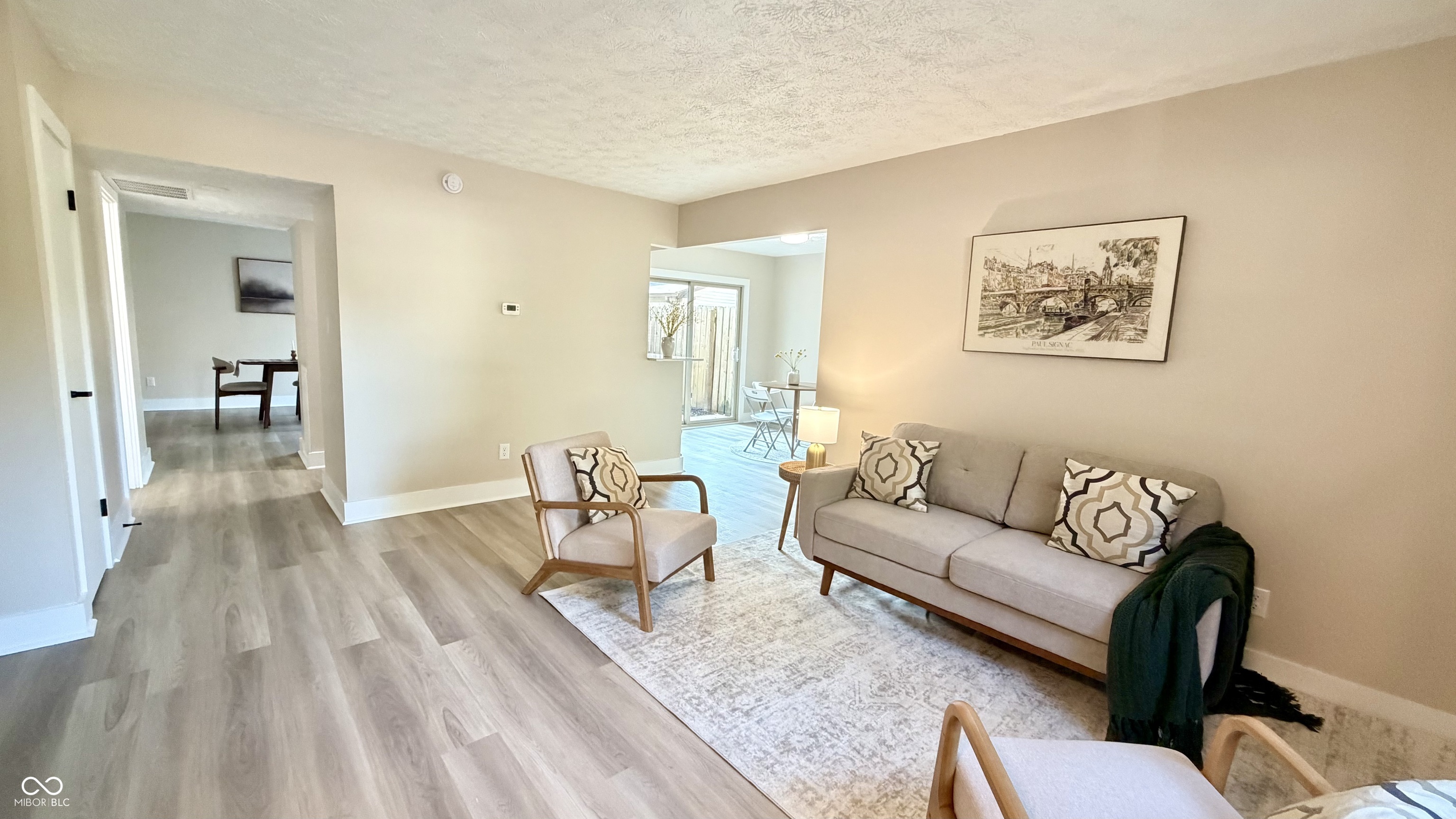 2060 Flourishing Drive, Columbus, IN, 47201 photo 4 of 28
