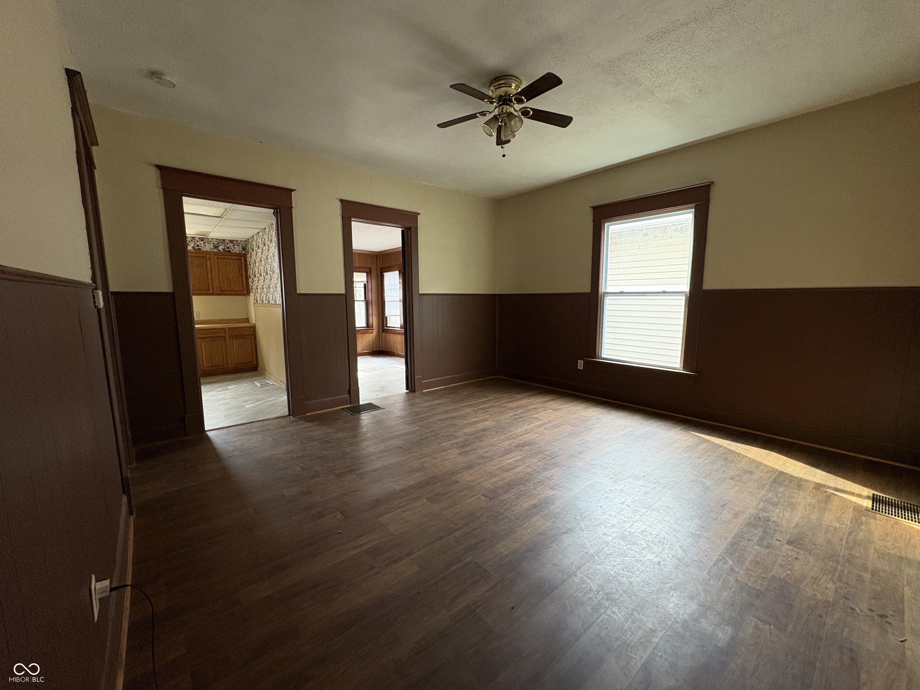 1530 S 17th, Terre Haute, IN, 47802 photo 4 of 25