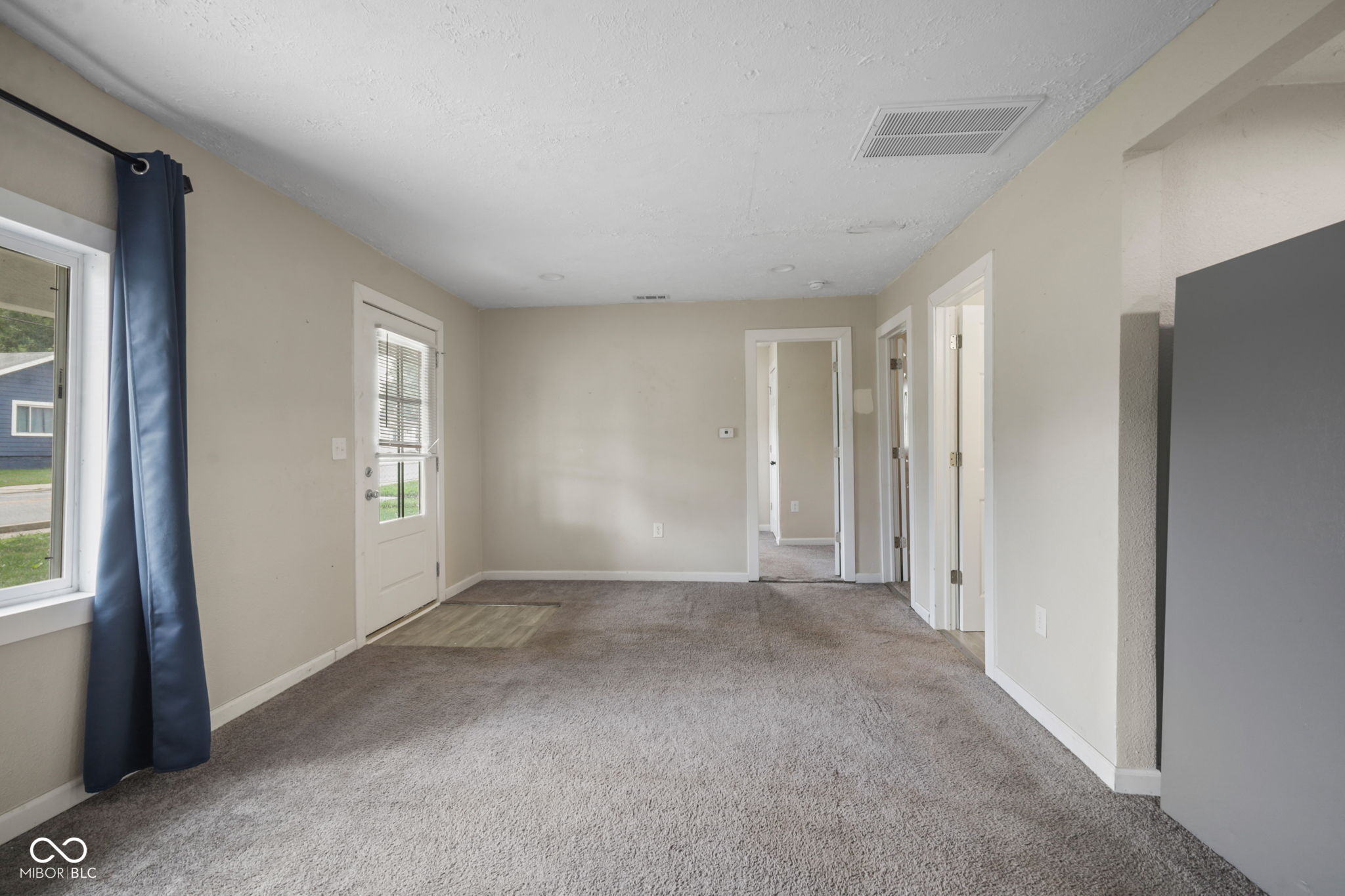 220 E 29th Street, Anderson, IN, 46016 photo 4 of 23