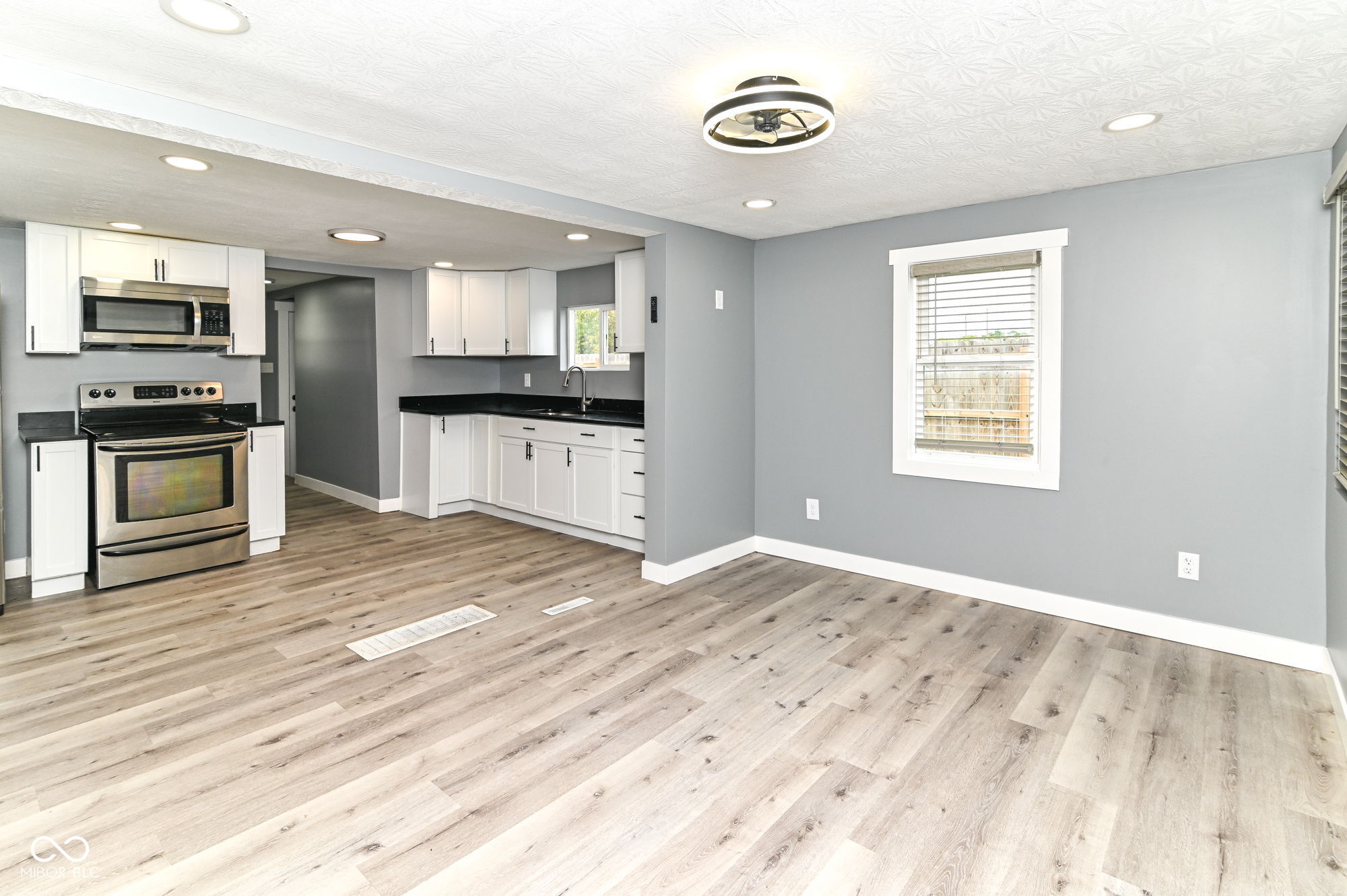 3730 Prospect Street, Indianapolis, IN, 46203 photo 4 of 33