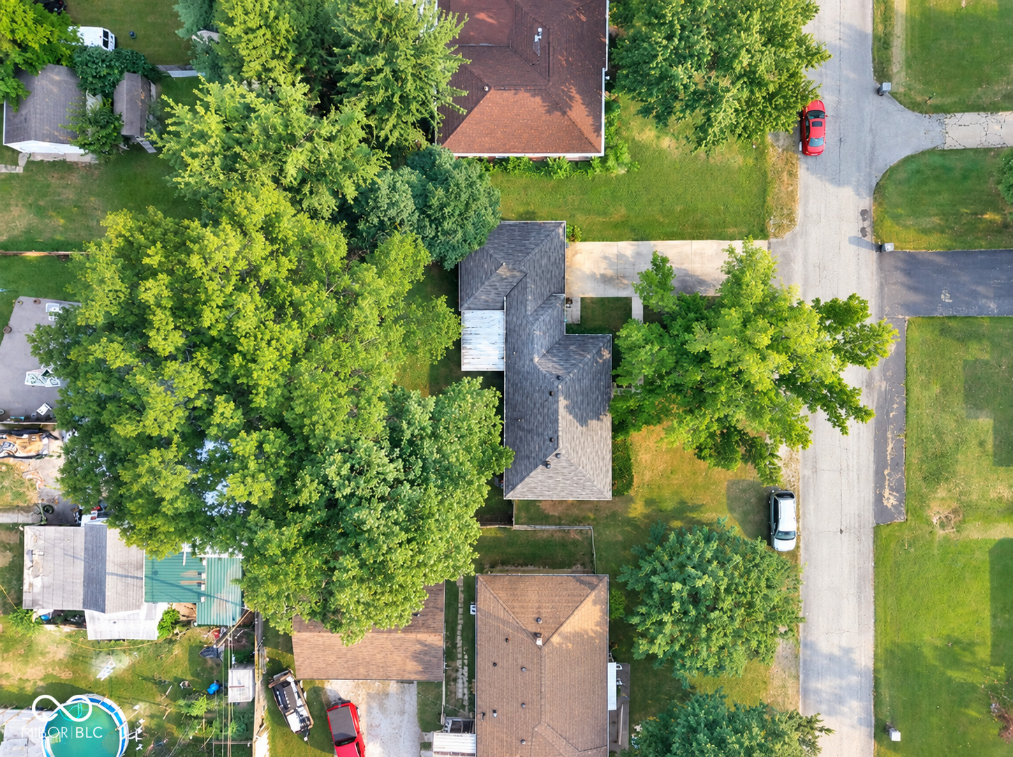 924 N Boehning Street, Indianapolis, IN, 46219 photo 4 of 21