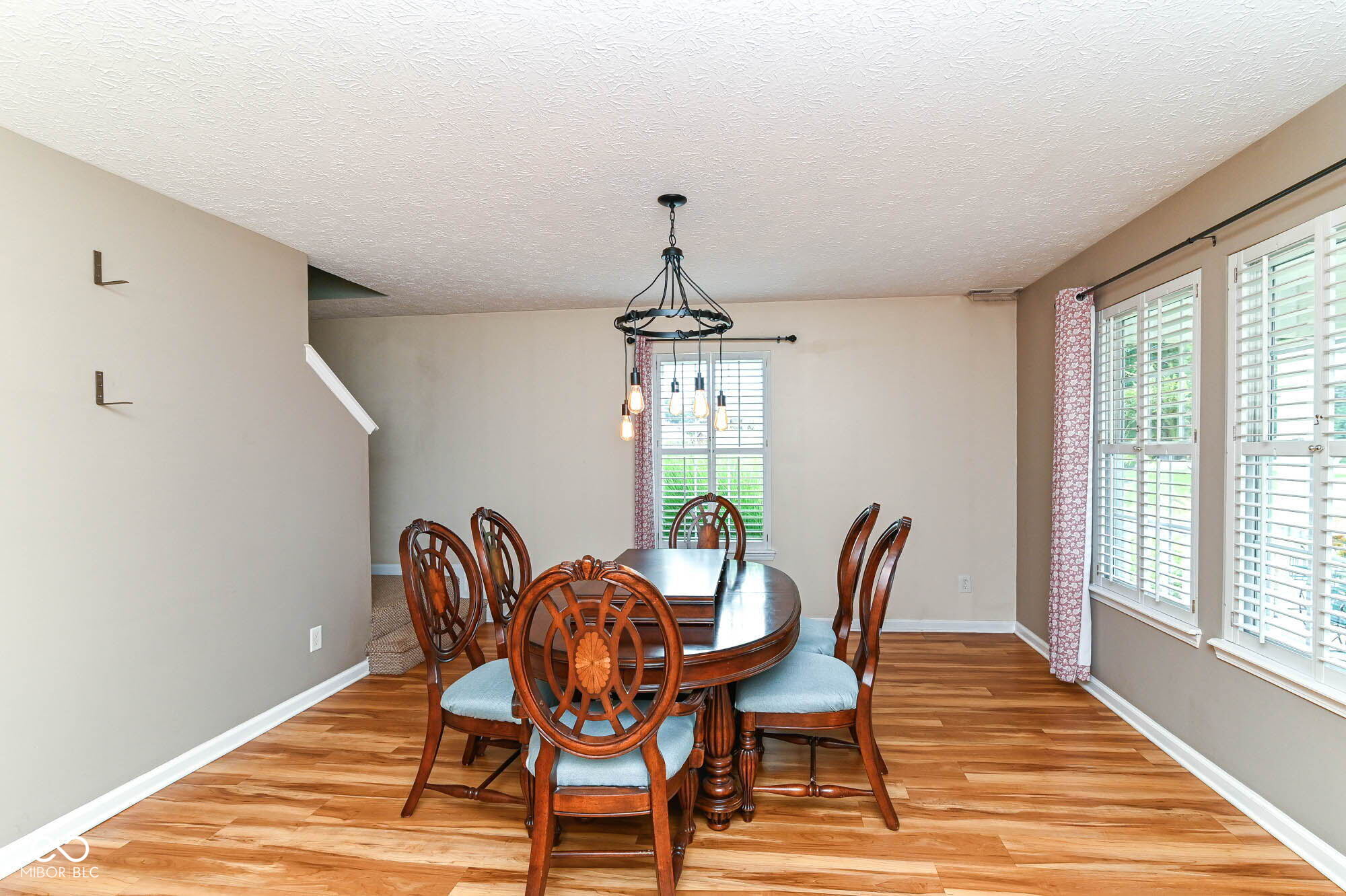 336 Dogwood Drive, Pendleton, IN, 46064 photo 4 of 34