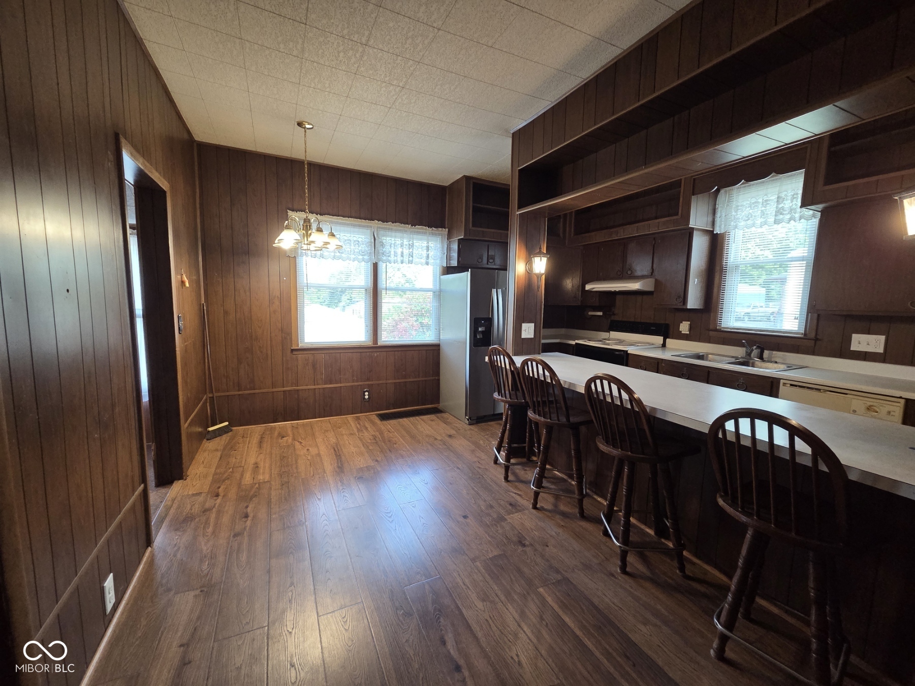 636 S Obrien Street, Seymour, IN, 47274 photo 4 of 19