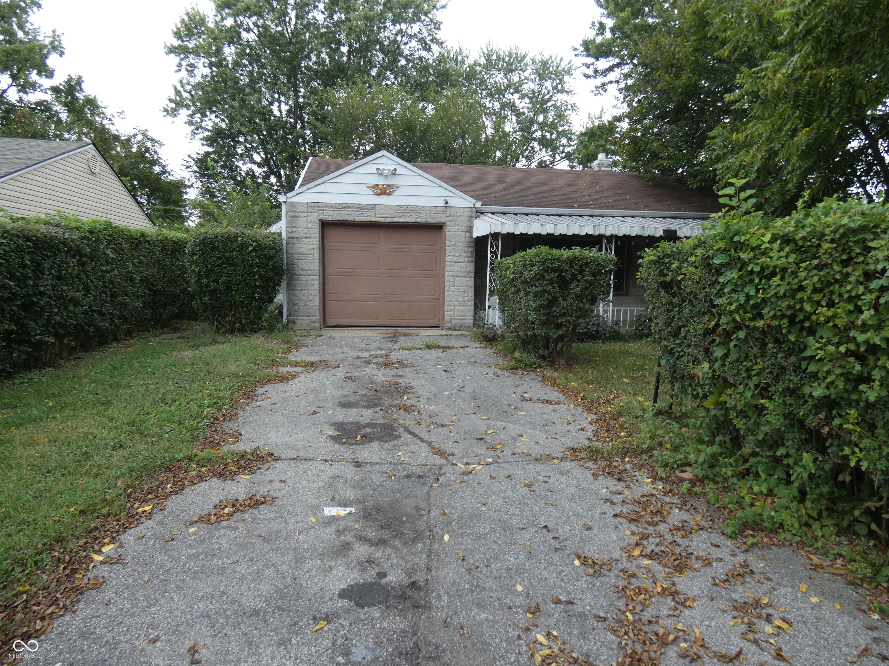 2338 Magnolia Place, Indianapolis, IN, 46219 photo 4 of 14