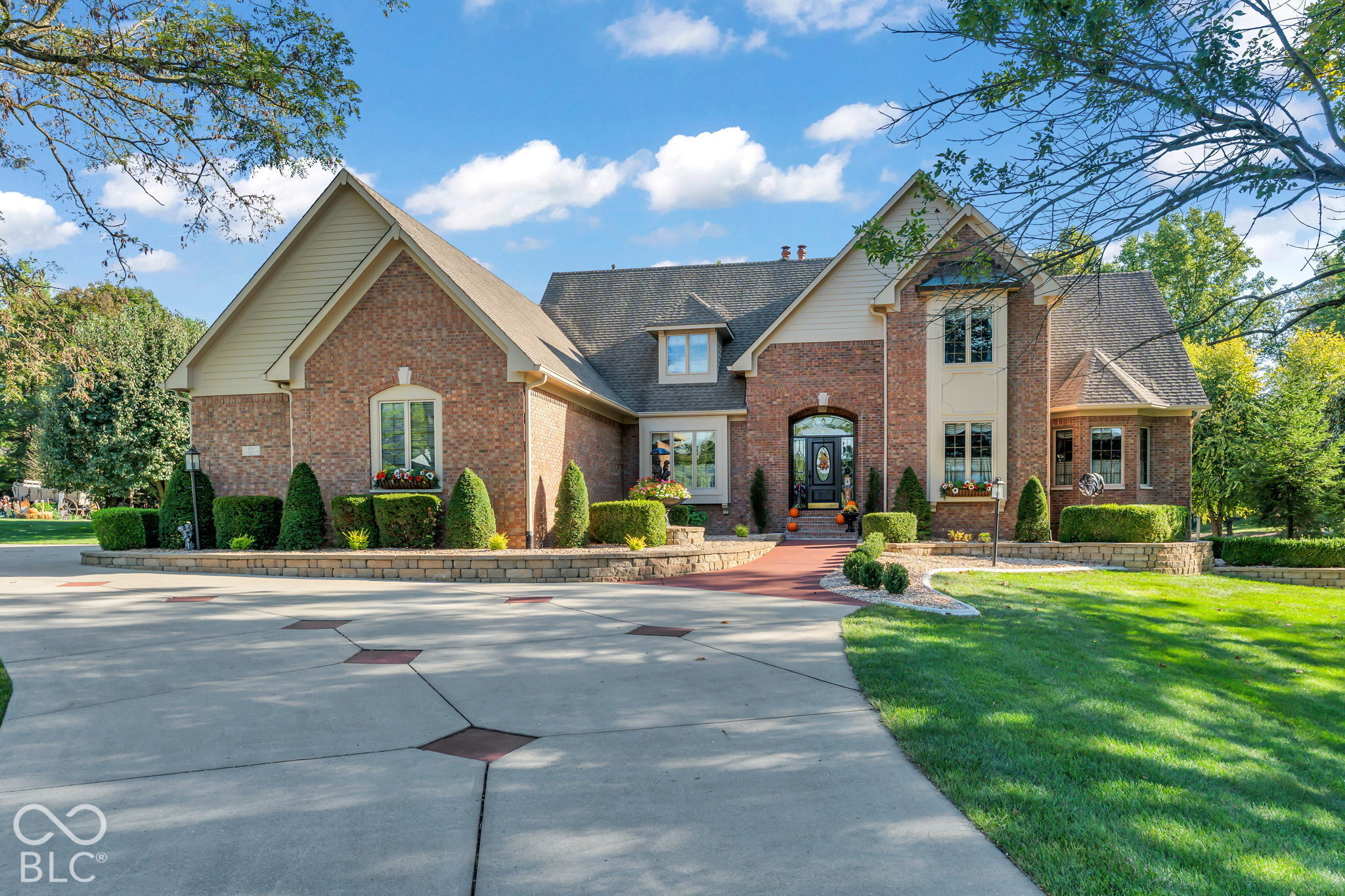 3935 W Smokey Row Road, Bargersville, IN, 46106 photo 4 of 121