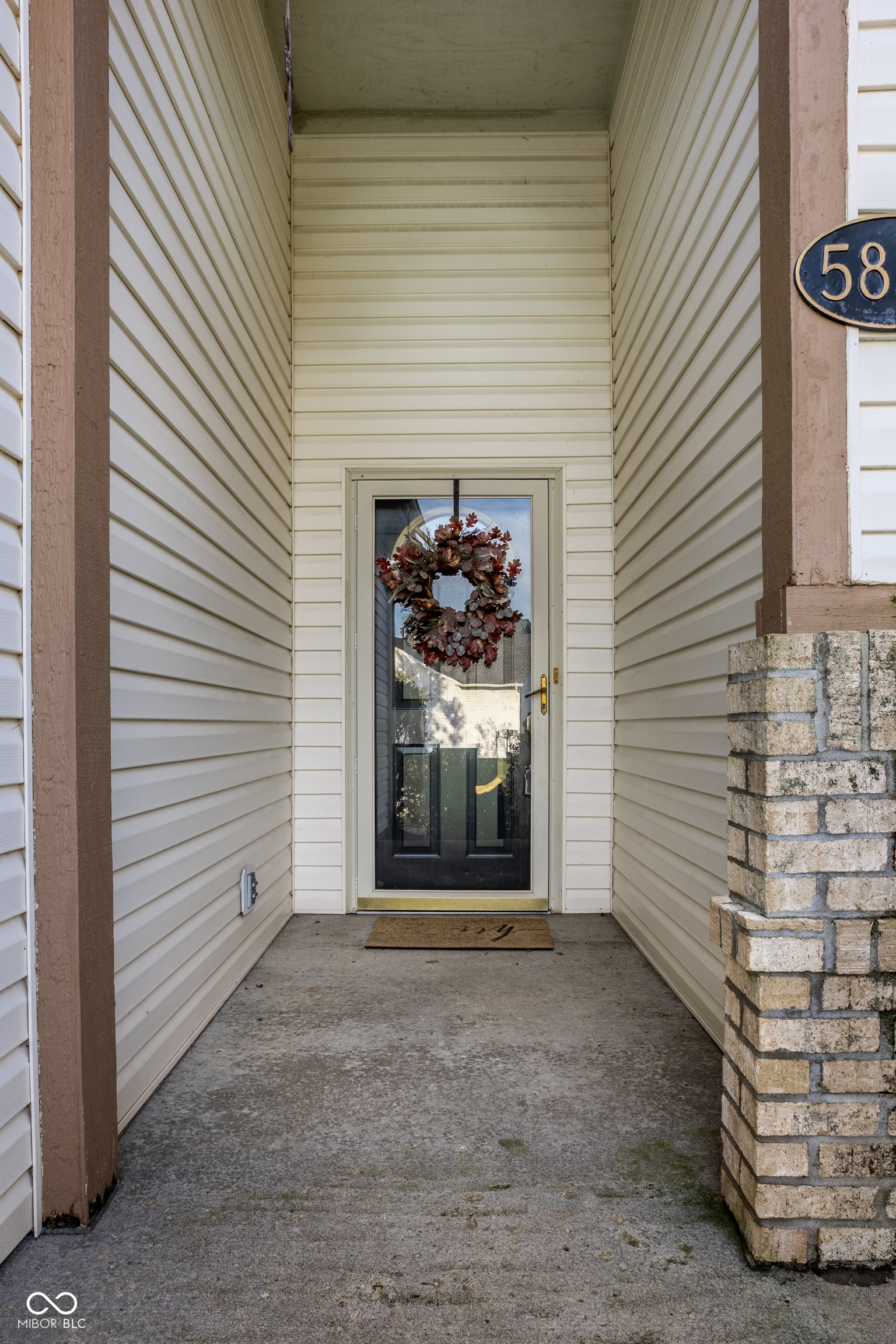 5853 Lost Oaks Drive, Carmel, IN, 46033 photo 4 of 33