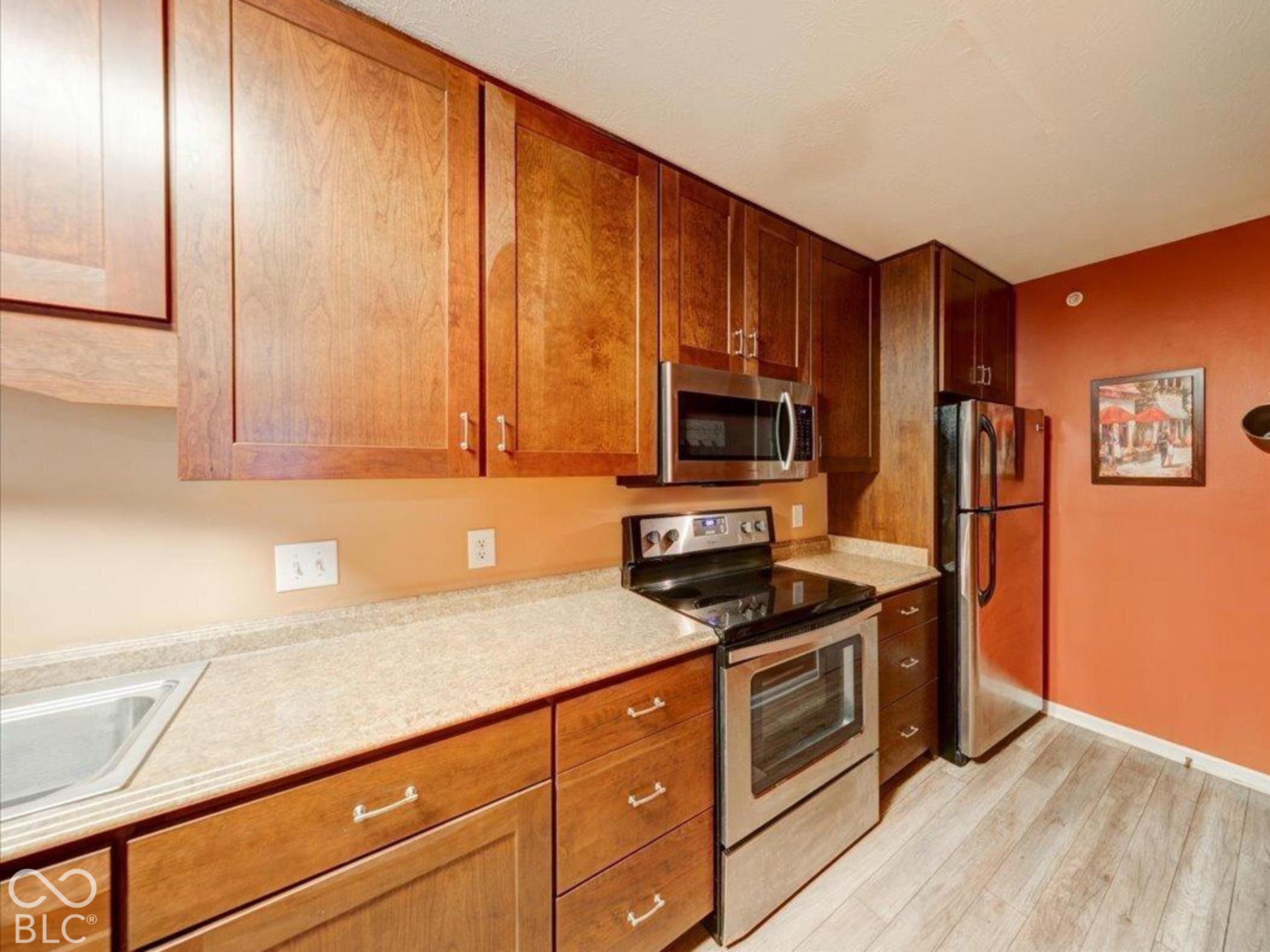 4925 Opal Ridge Lane #104, Indianapolis, IN, 46237 photo 4 of 37