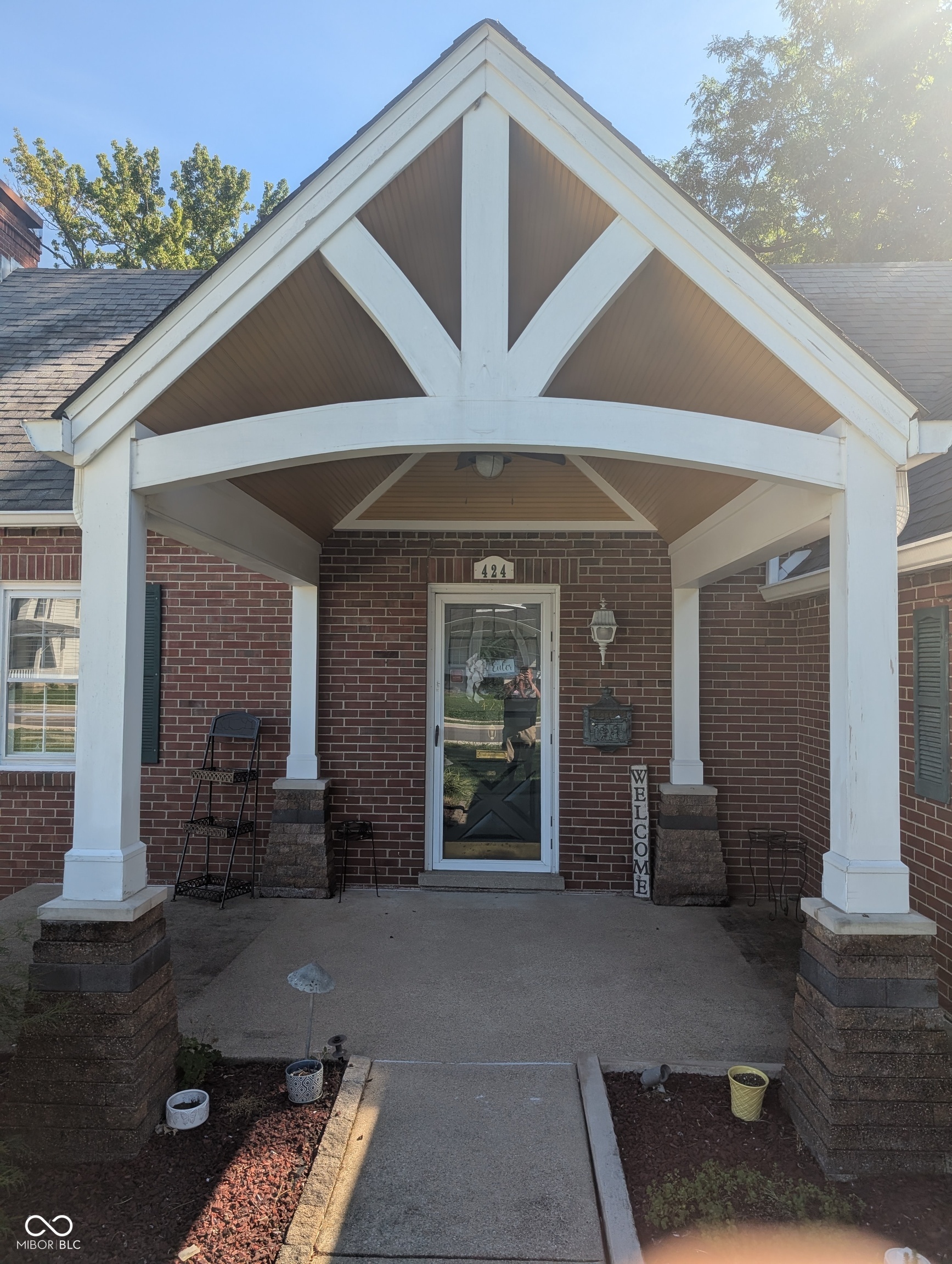 424 S Jennings Street, North Vernon, IN, 47265 photo 4 of 47