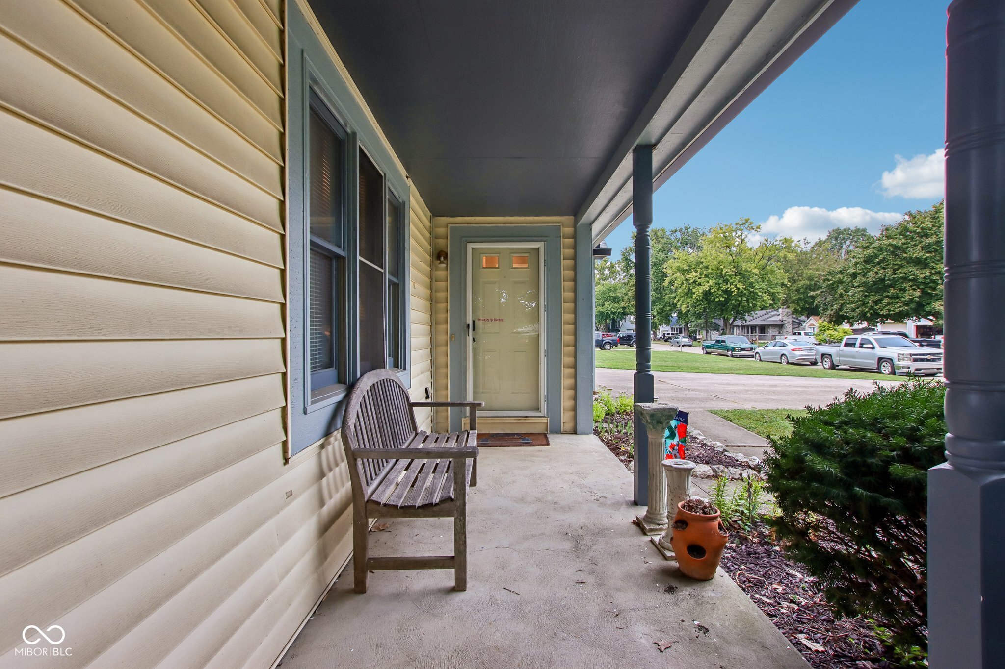 1152 Delray Drive, Indianapolis, IN, 46241 photo 4 of 35