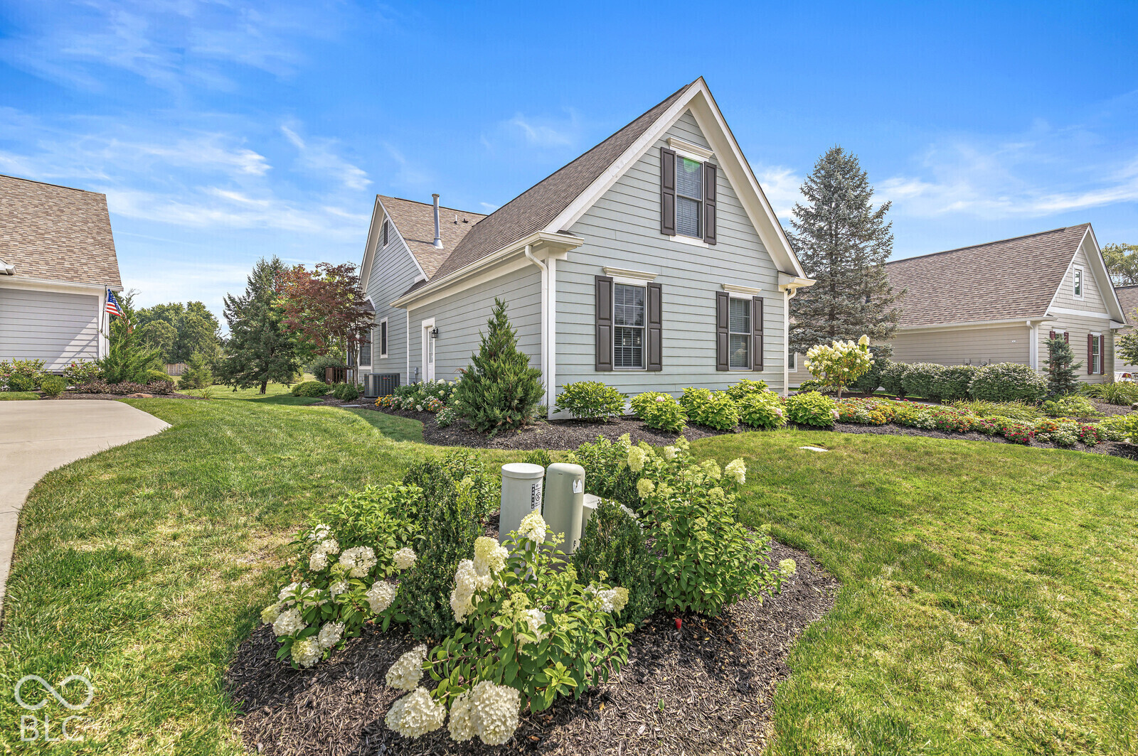 734 Hanover Close, Zionsville, IN, 46077 photo 4 of 51