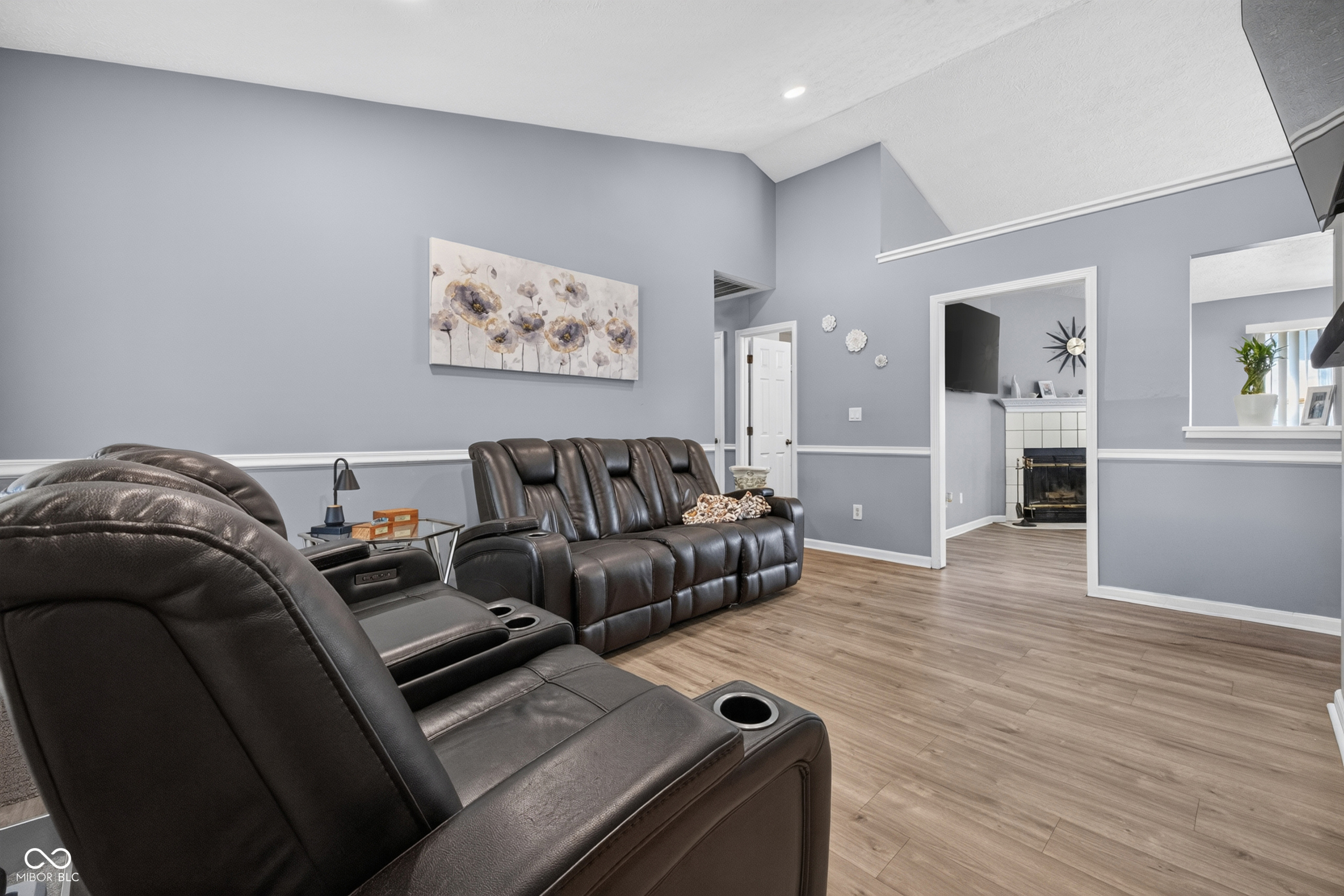 4506 Rotterdam Drive, Indianapolis, IN, 46228 photo 4 of 29
