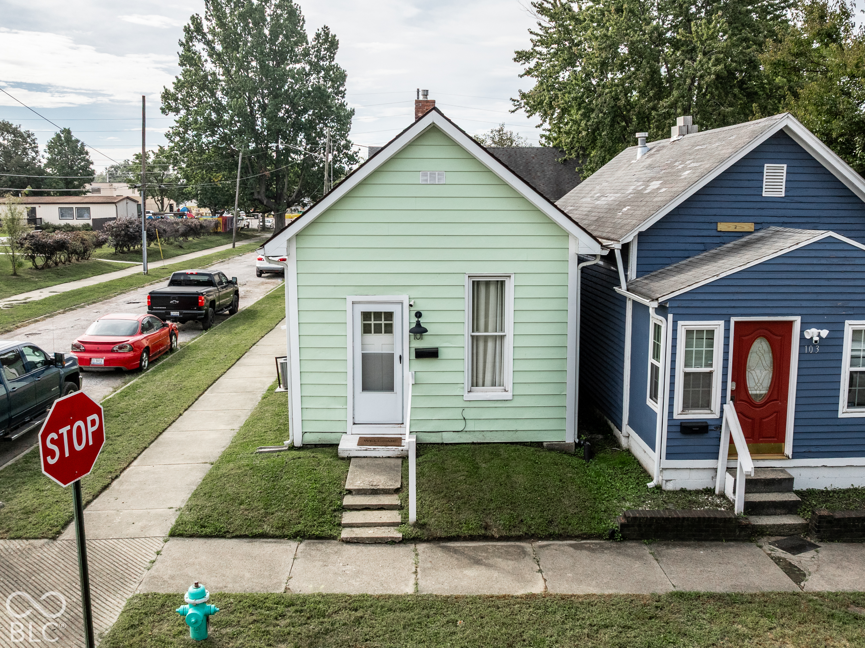 101 Kansas Street, Indianapolis, IN, 46225 photo 4 of 39