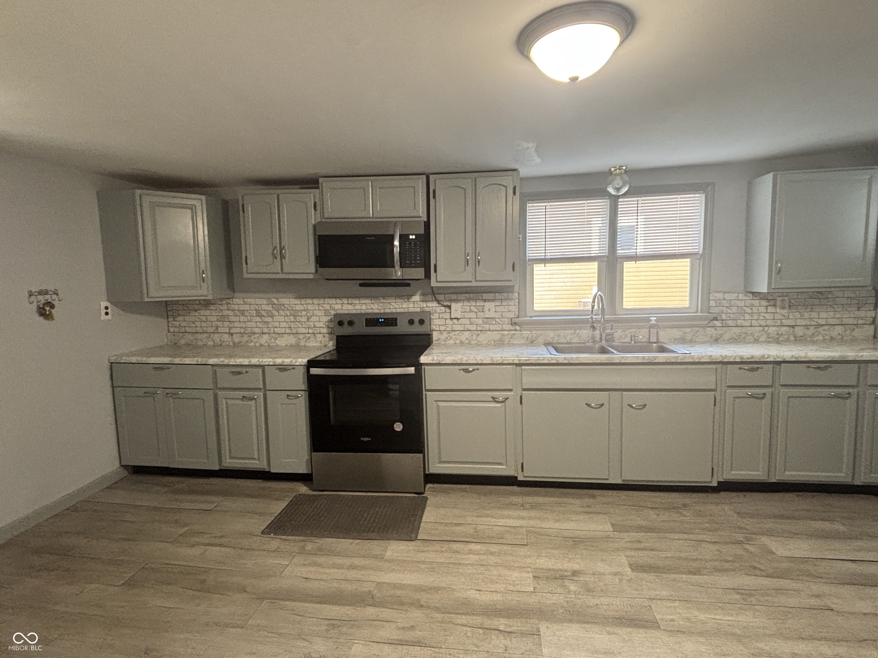 613 W Washington Street, Greensburg, IN, 47240 photo 4 of 7