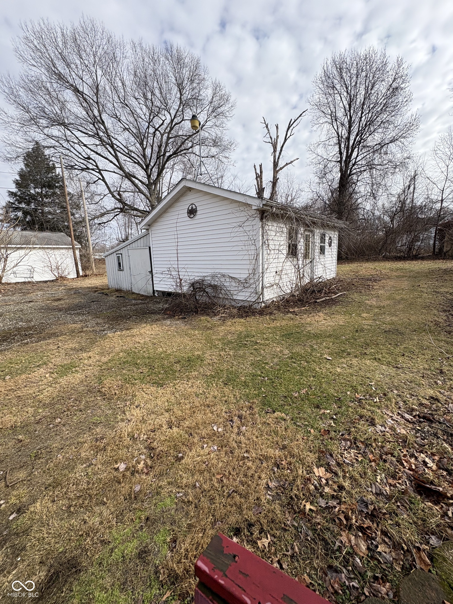 509 W Logan, Brazil, IN, 47834 photo 4 of 9