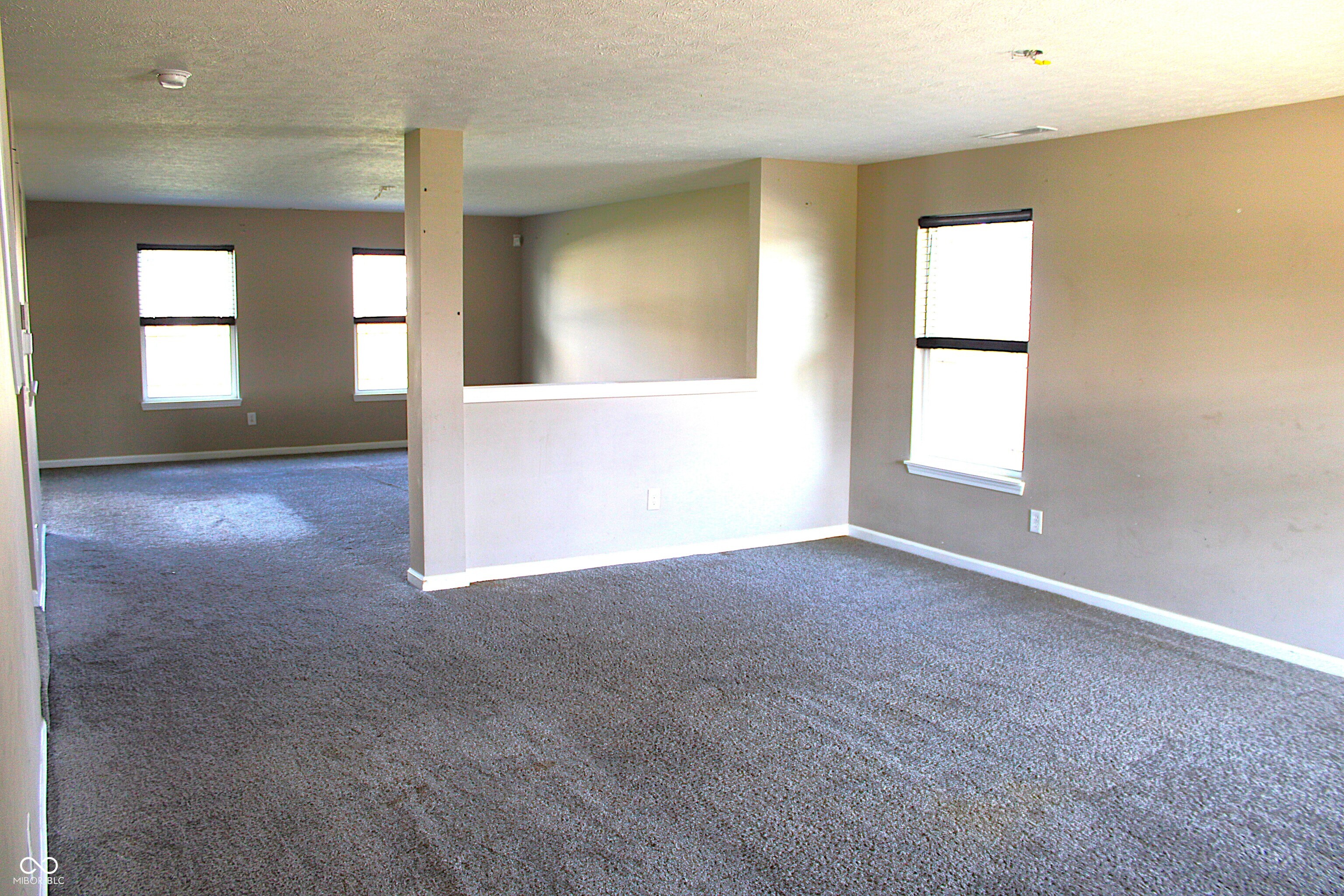 8184 Bluesage Way, Plainfield, IN, 46168 photo 4 of 29