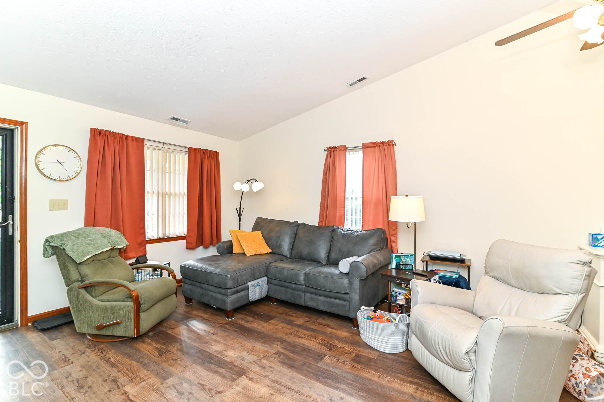6381 Village Oak Court, Indianapolis, IN, 46236 photo 4 of 28