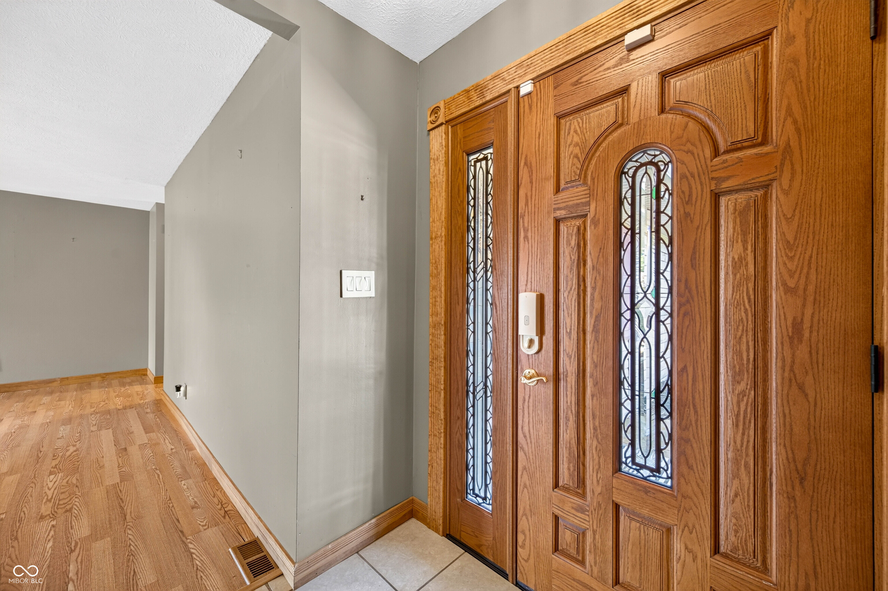 2846 Hillside Drive, Bedford, IN, 47421 photo 4 of 64