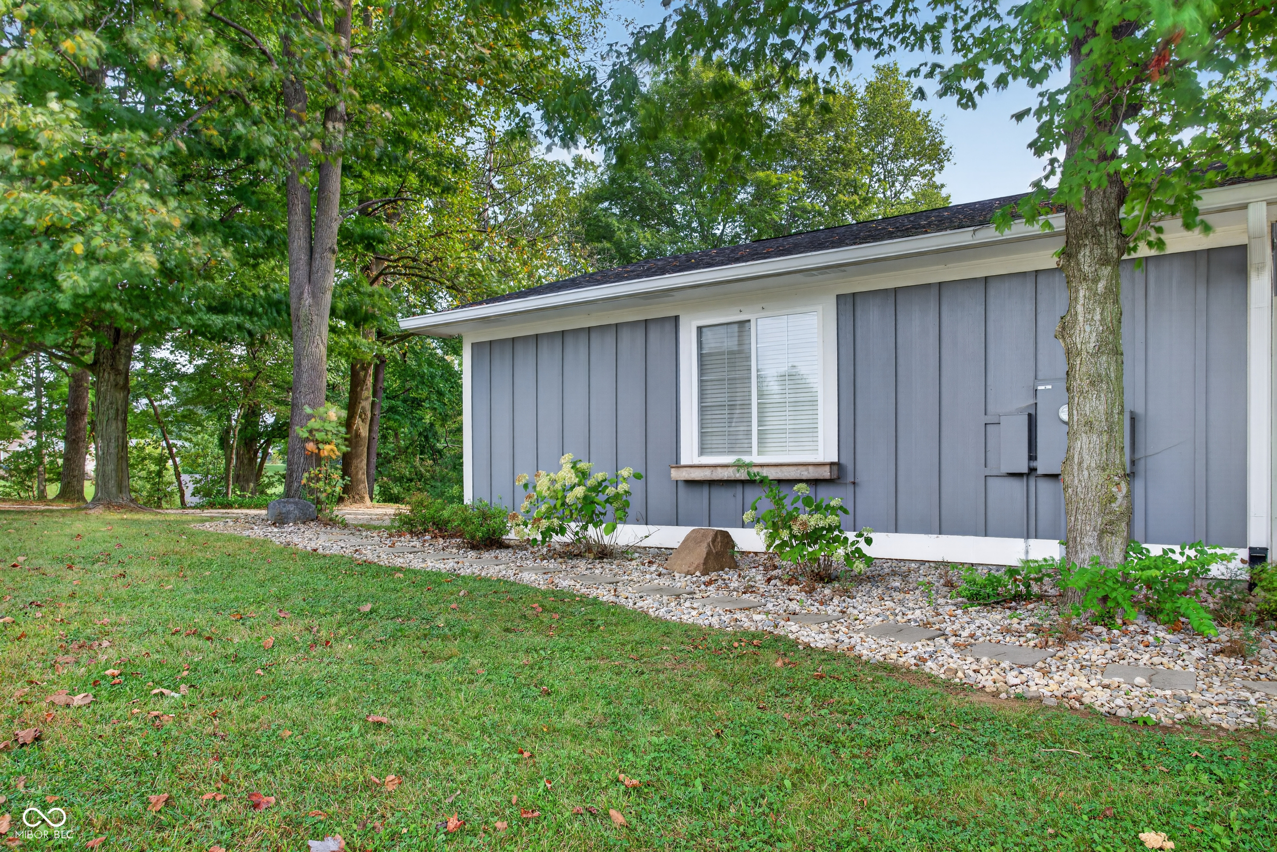 5501 S 800 Road E, Zionsville, IN, 46077 photo 4 of 45