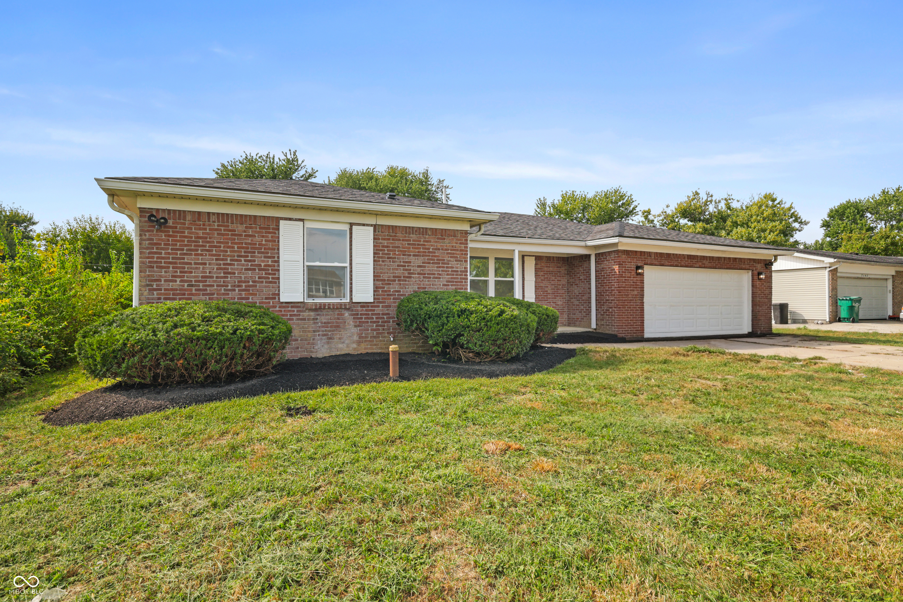 7127 N Christopher Lane, Fairland, IN, 46126 photo 4 of 37