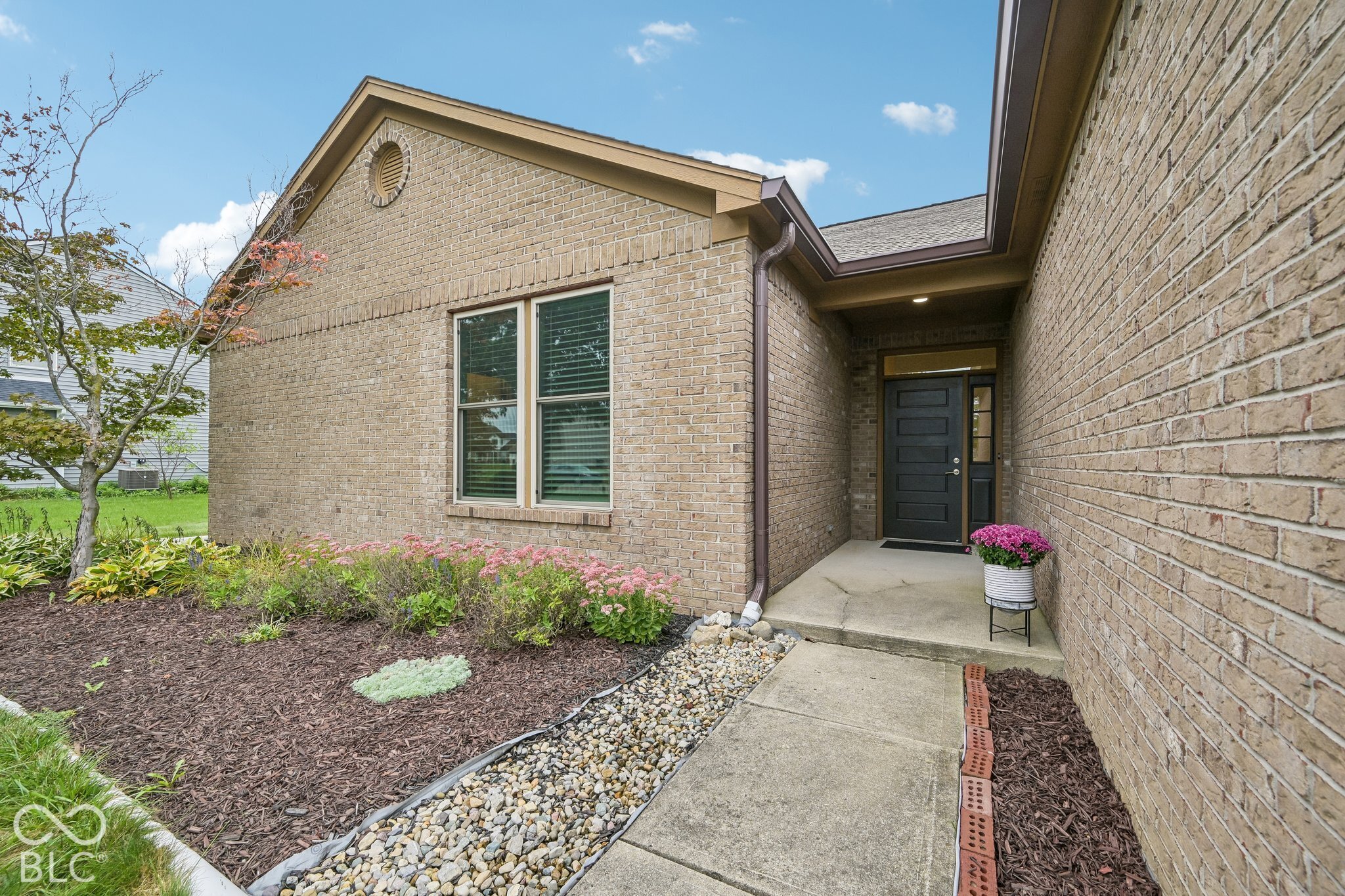 524 Zephyr Way, Westfield, IN, 46074 photo 4 of 35