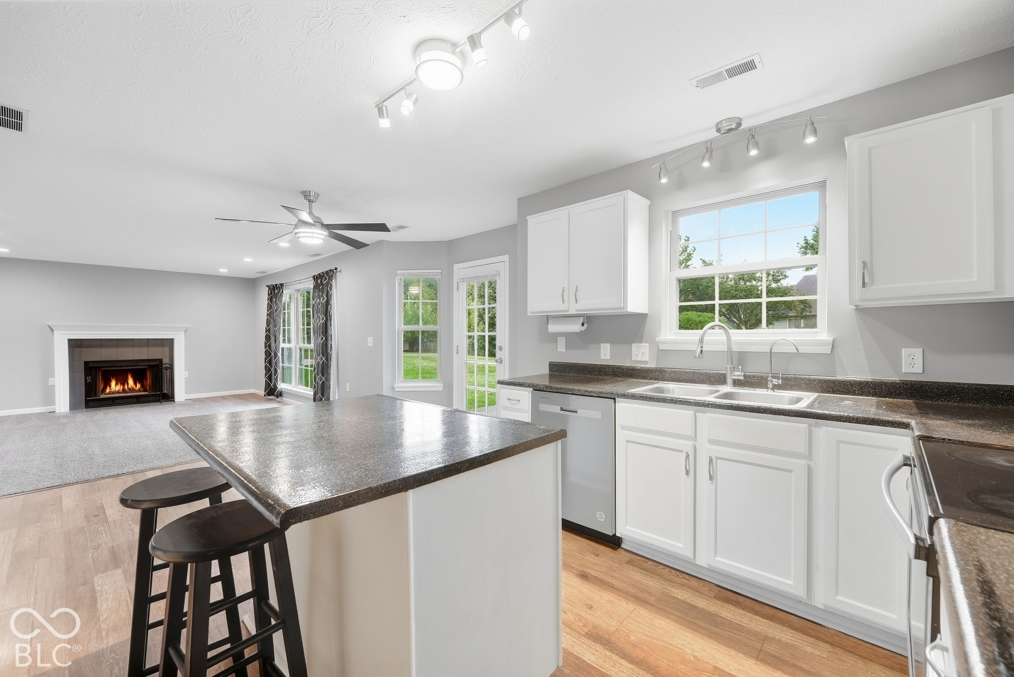 7642 Blackthorn Court, Indianapolis, IN, 46236 photo 4 of 22