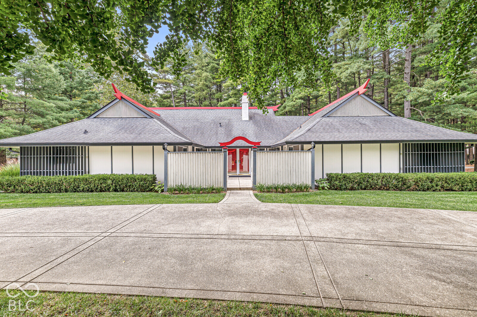 7622 Silverpine Court, Indianapolis, IN, 46250 photo 4 of 80