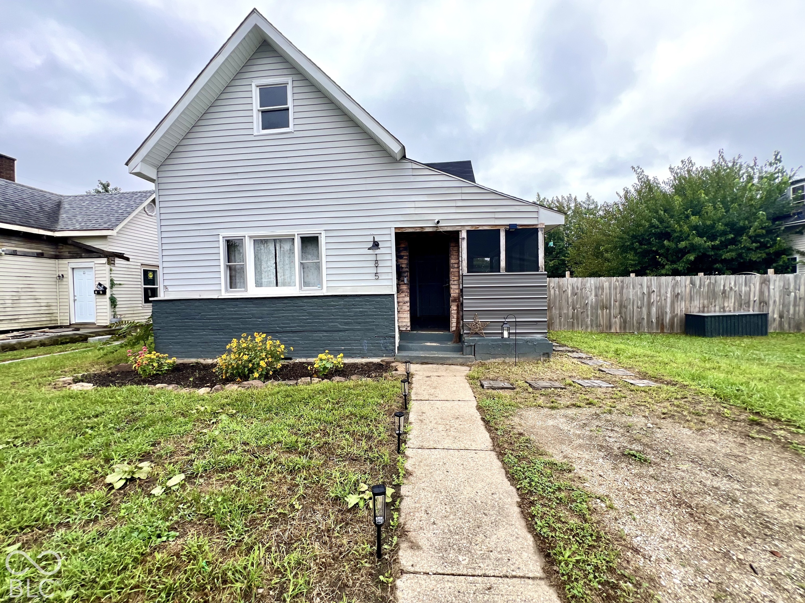 1815 Pearl Street, Anderson, IN, 46016 photo 4 of 51