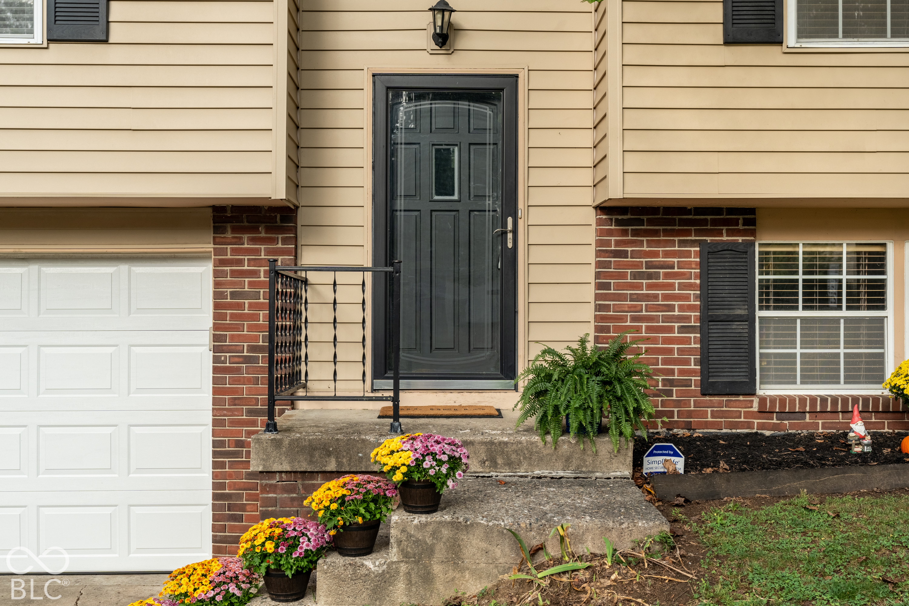 5532 Pappas Drive, Indianapolis, IN, 46237 photo 4 of 34