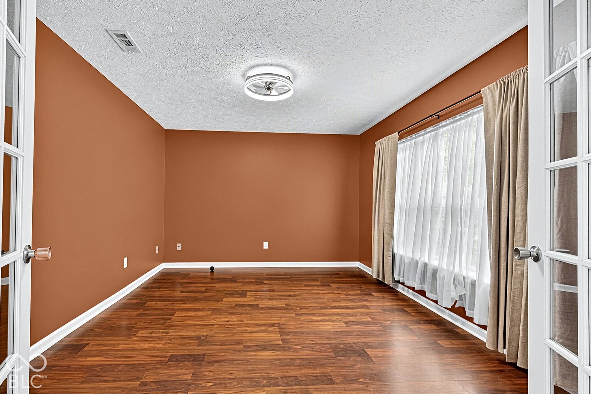 8260 Jo Ellen Drive, Fishers, IN, 46038 photo 4 of 44