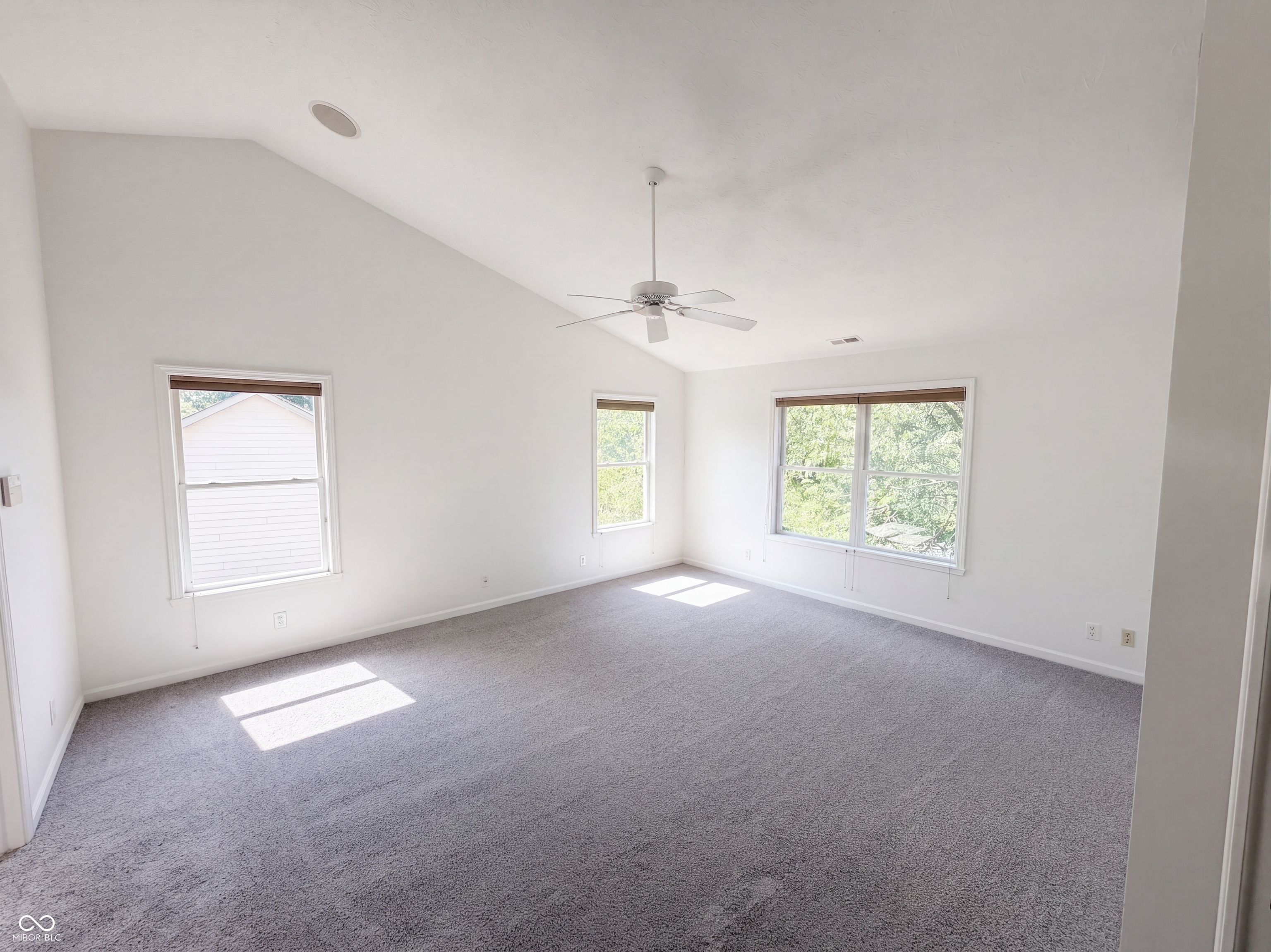 7328 Chestnut Hills Boulevard, Indianapolis, IN, 46278 photo 4 of 49
