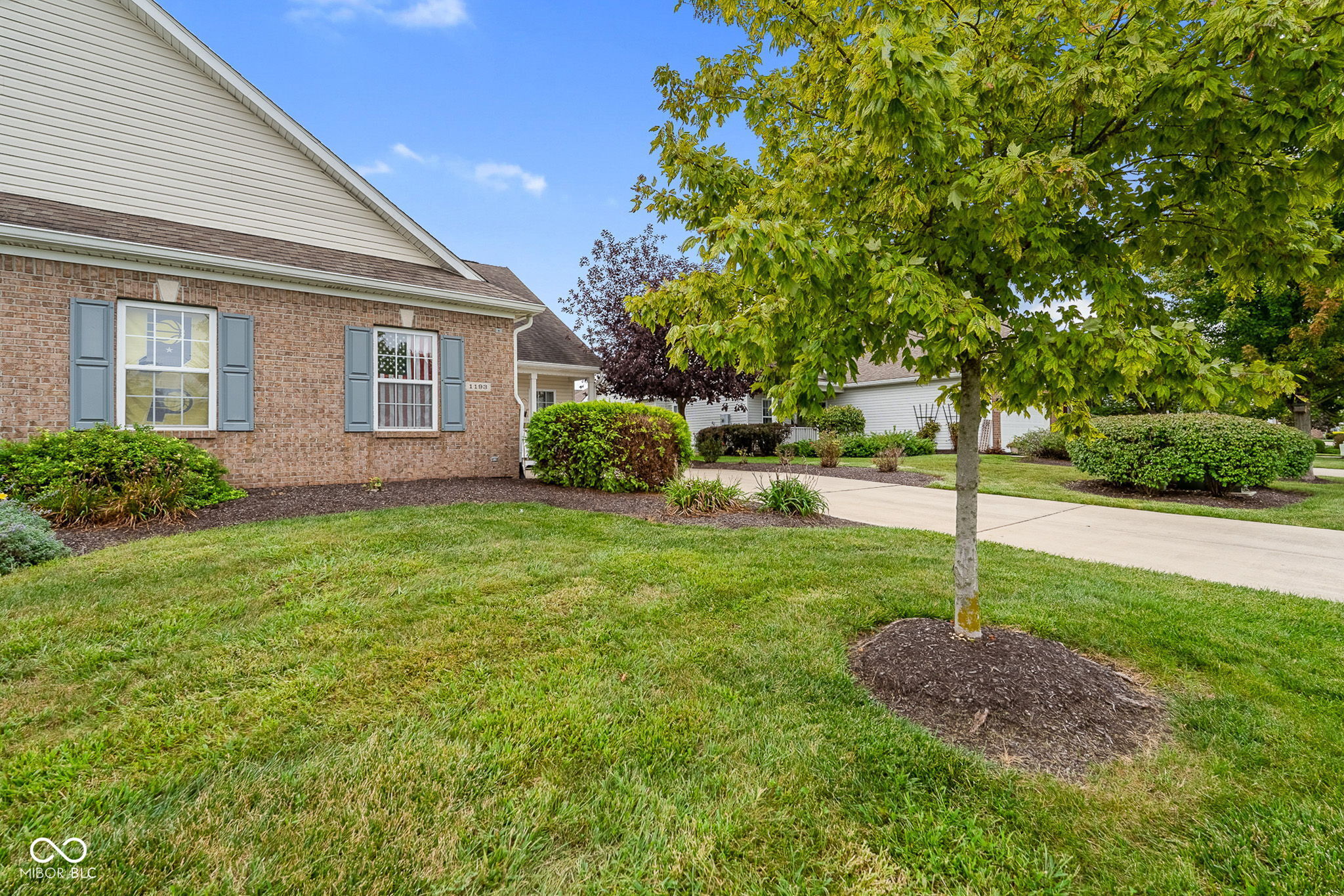 1193 Fantail Drive, Greenwood, IN, 46143 photo 4 of 41