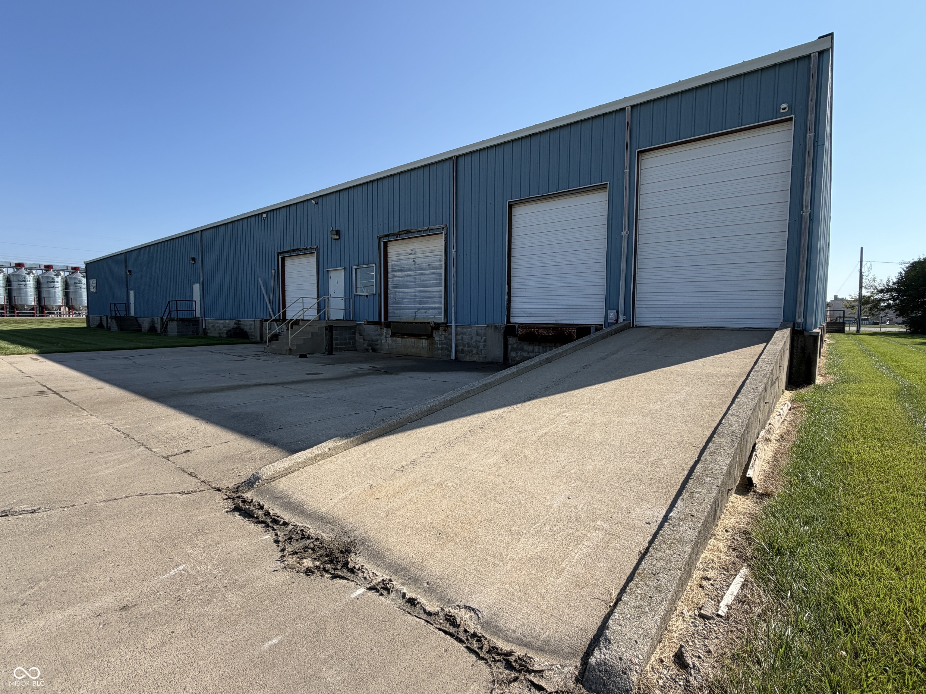 3040 S Commerce Drive, New Castle, IN, 47362 photo 4 of 15