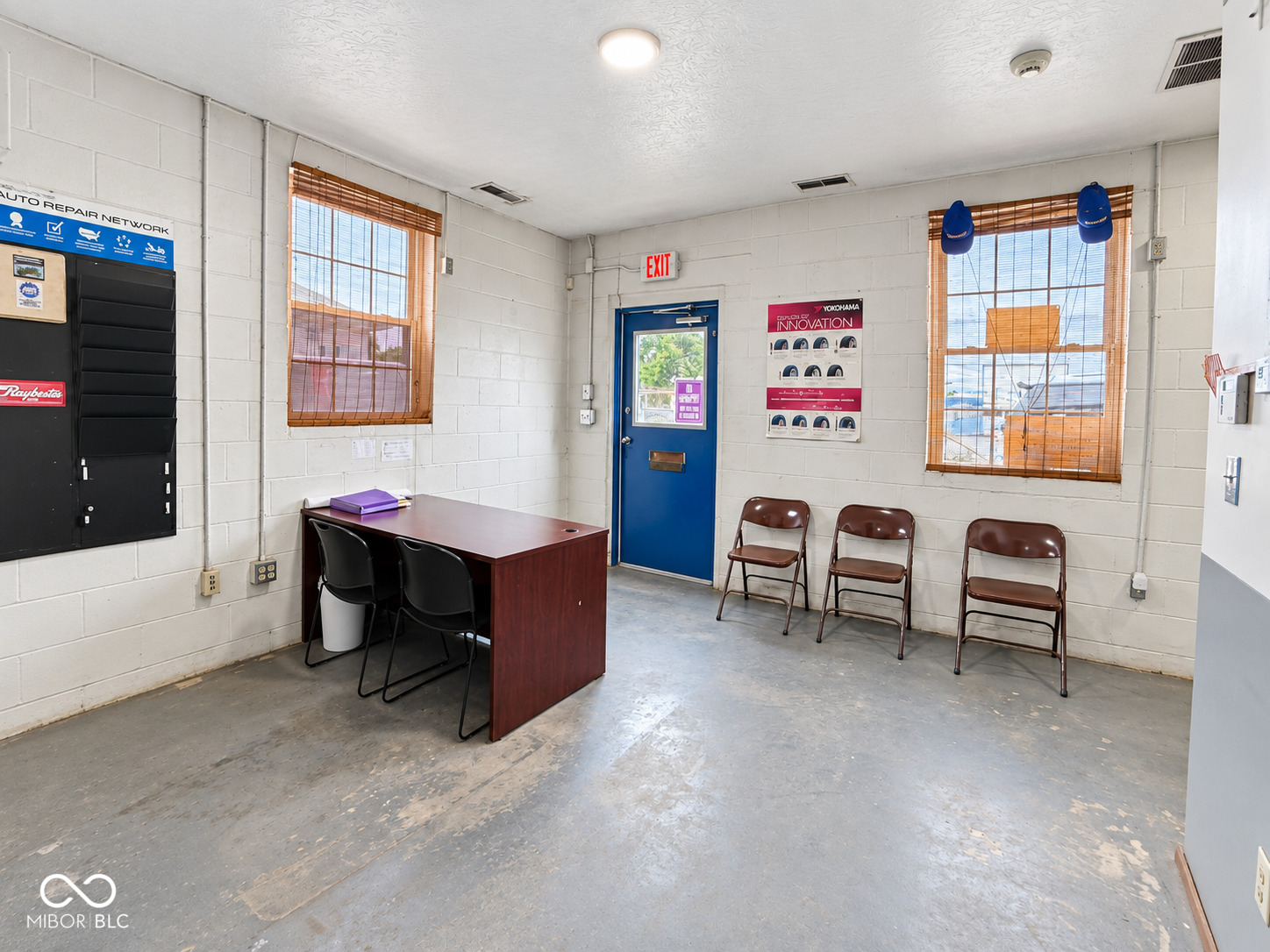 142 E Harrison Street, Mooresville, IN, 46158 photo 4 of 24