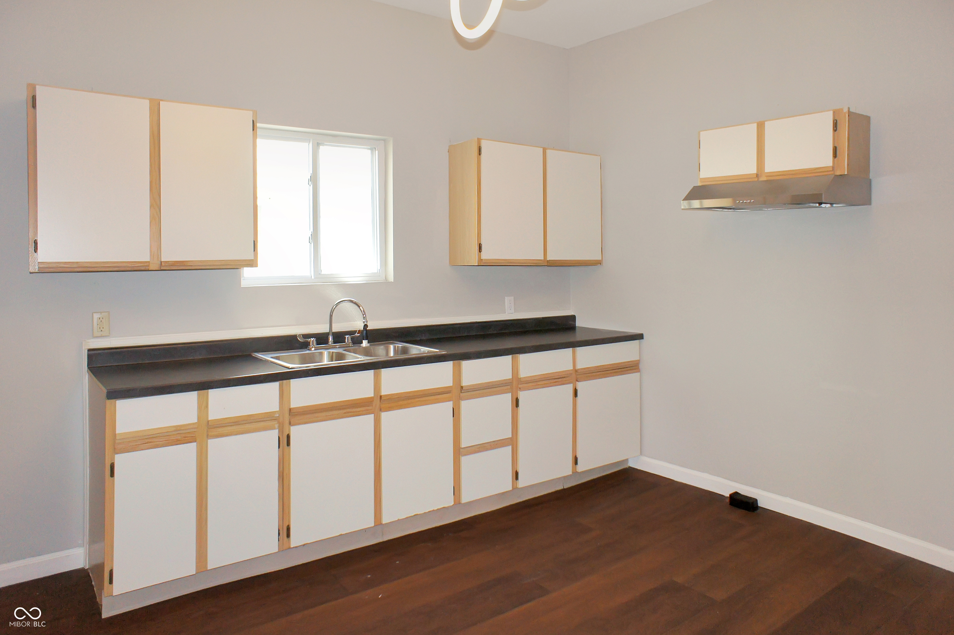 1149 W 28th Street, Indianapolis, IN, 46208 photo 4 of 21